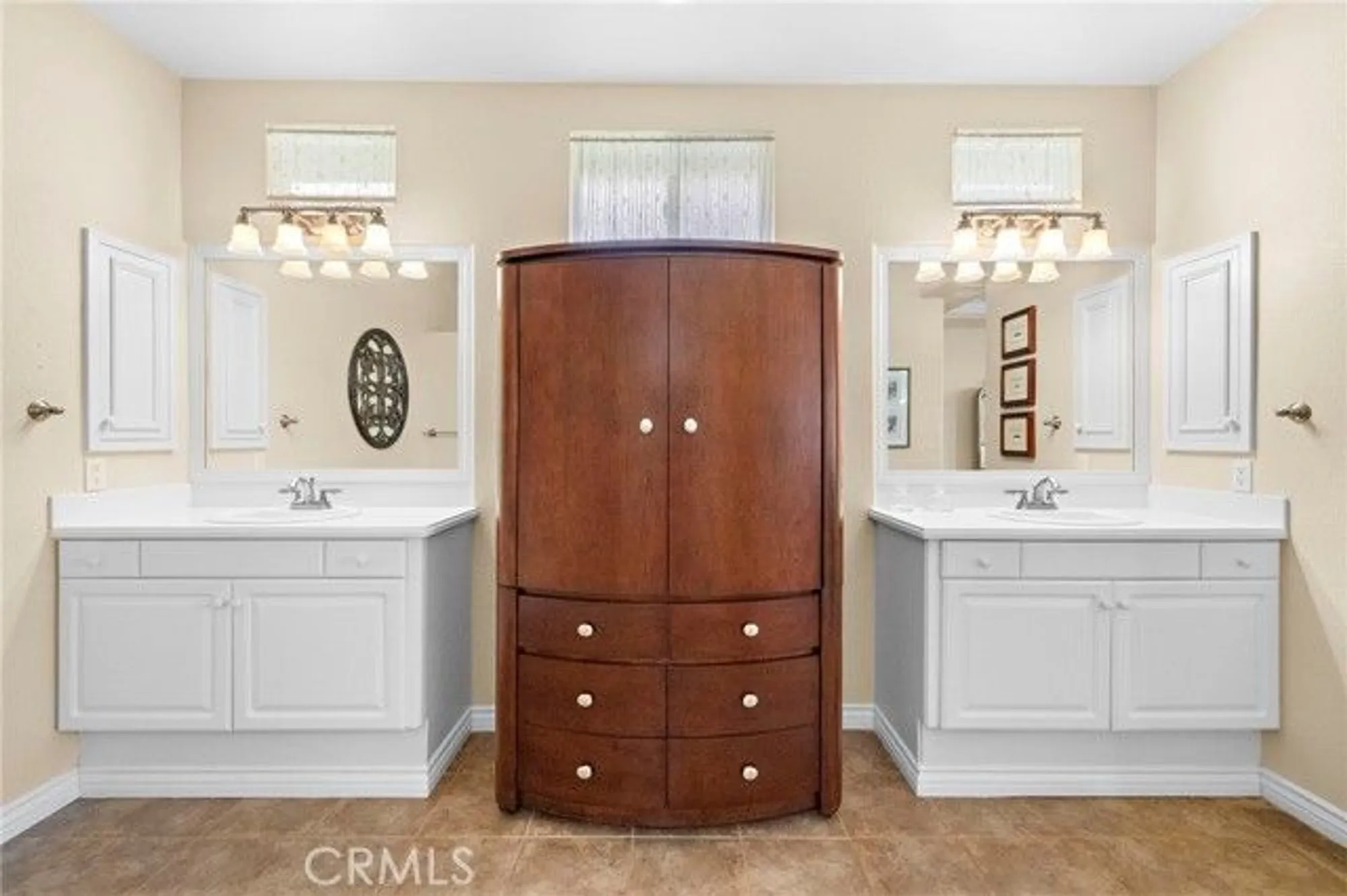 Property Slideshow image 25 of 33 | 28545 raintree dr, Menifee, CA, 92584