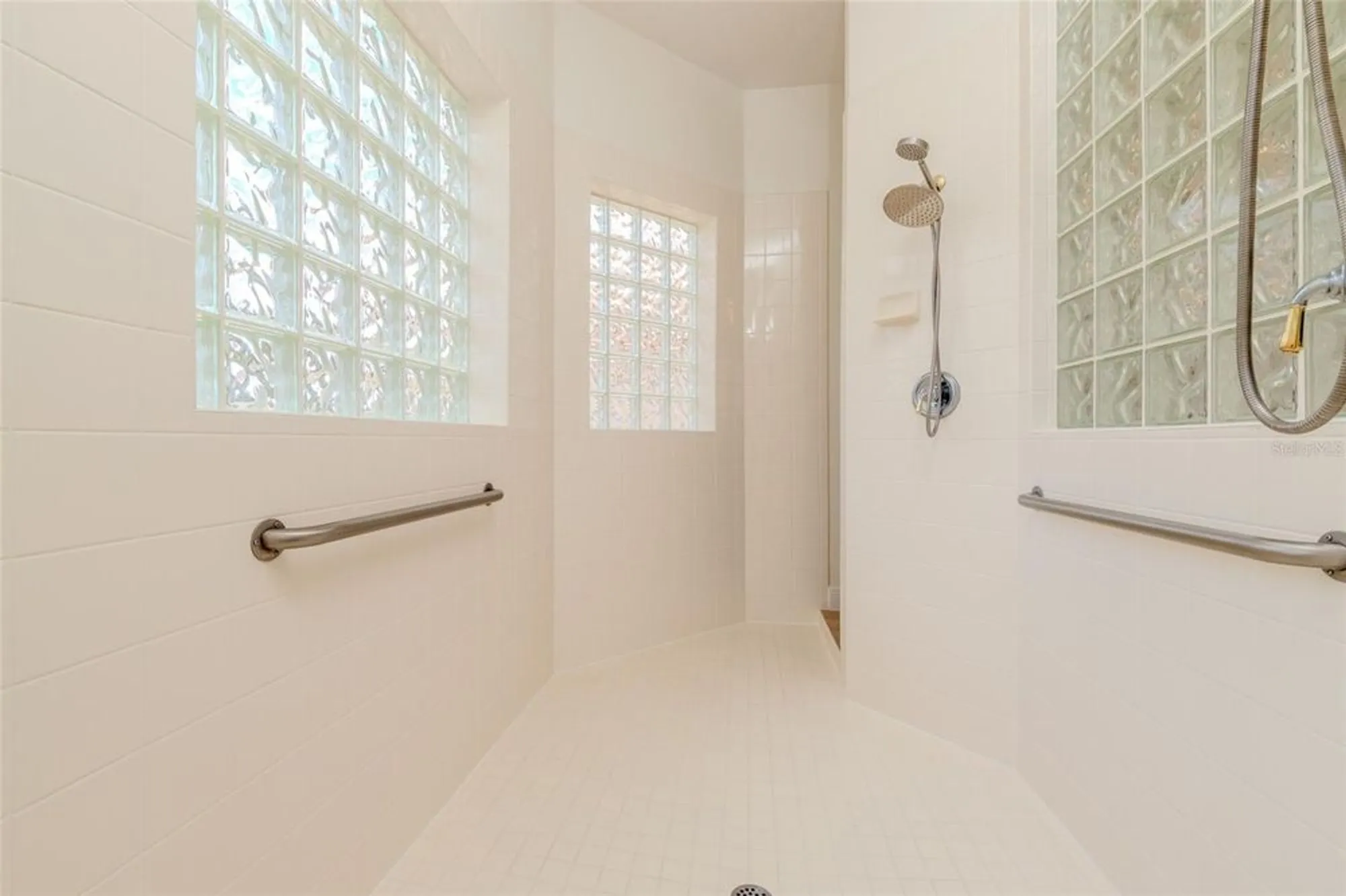 Property Slideshow image 20 of 52 | 537 montage ln, Kissimmee, FL, 34759
