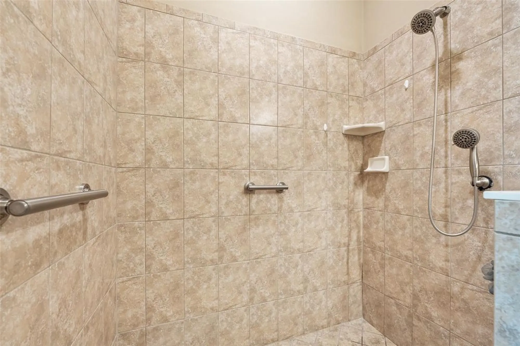 Property Slideshow image 25 of 65 | 820 aldenham ln, Ormond Beach, FL, 32174