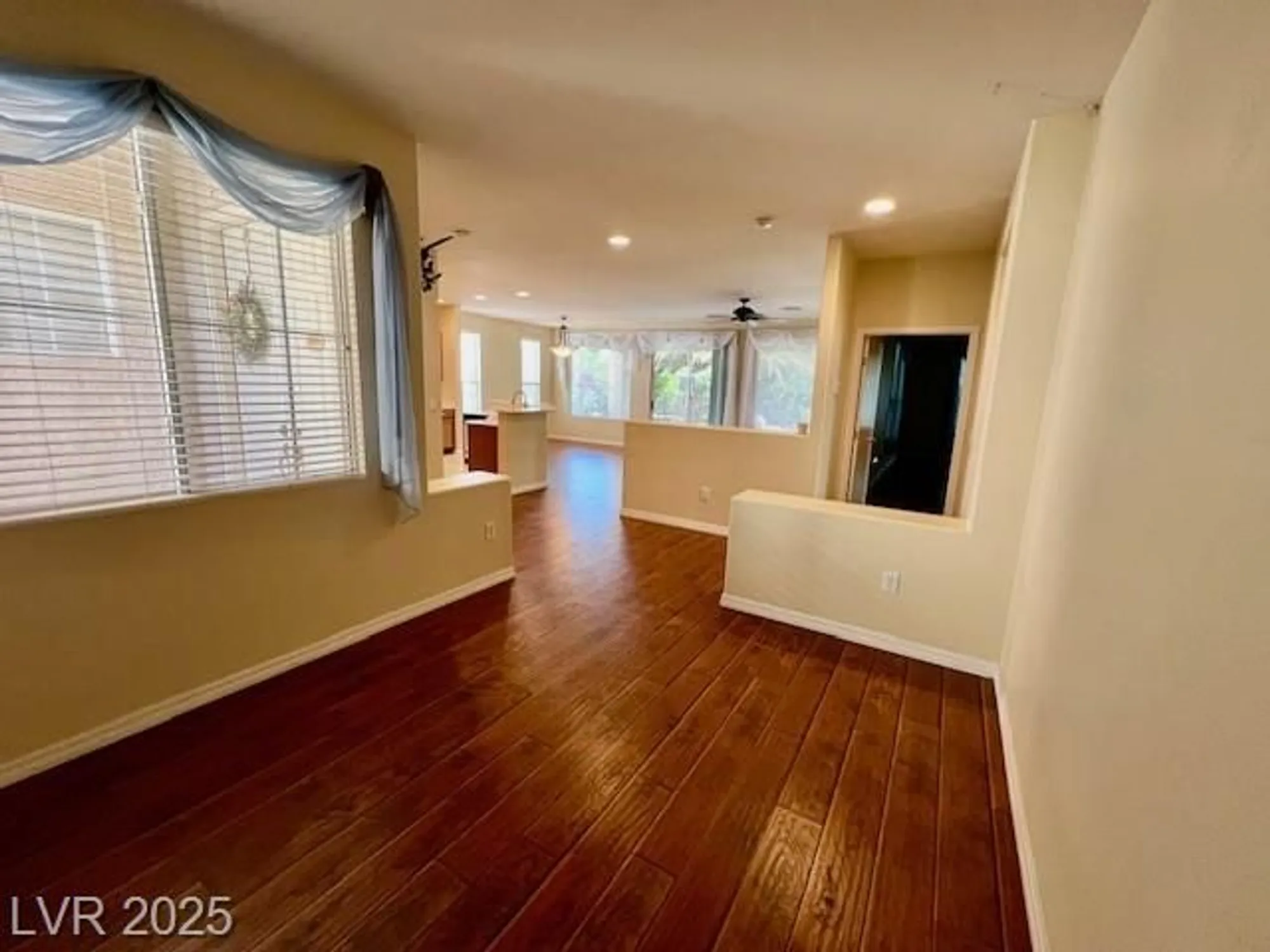 Property Slideshow image 18 of 40 | 4438 regalo bello st, Las Vegas, NV, 89135