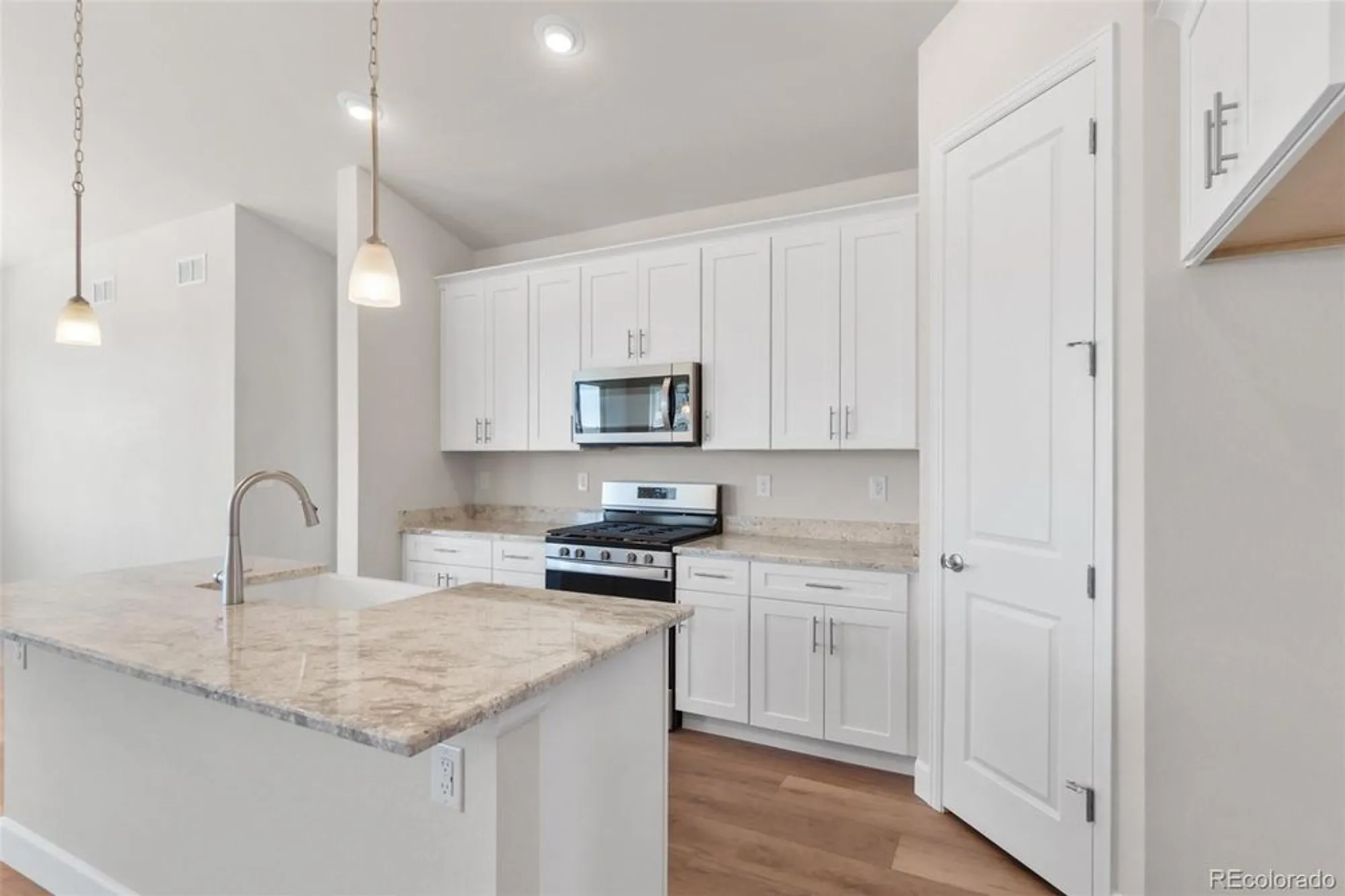 Property Slideshow image 19 of 37 | 4515 westlock st, Castle Rock, CO, 80104