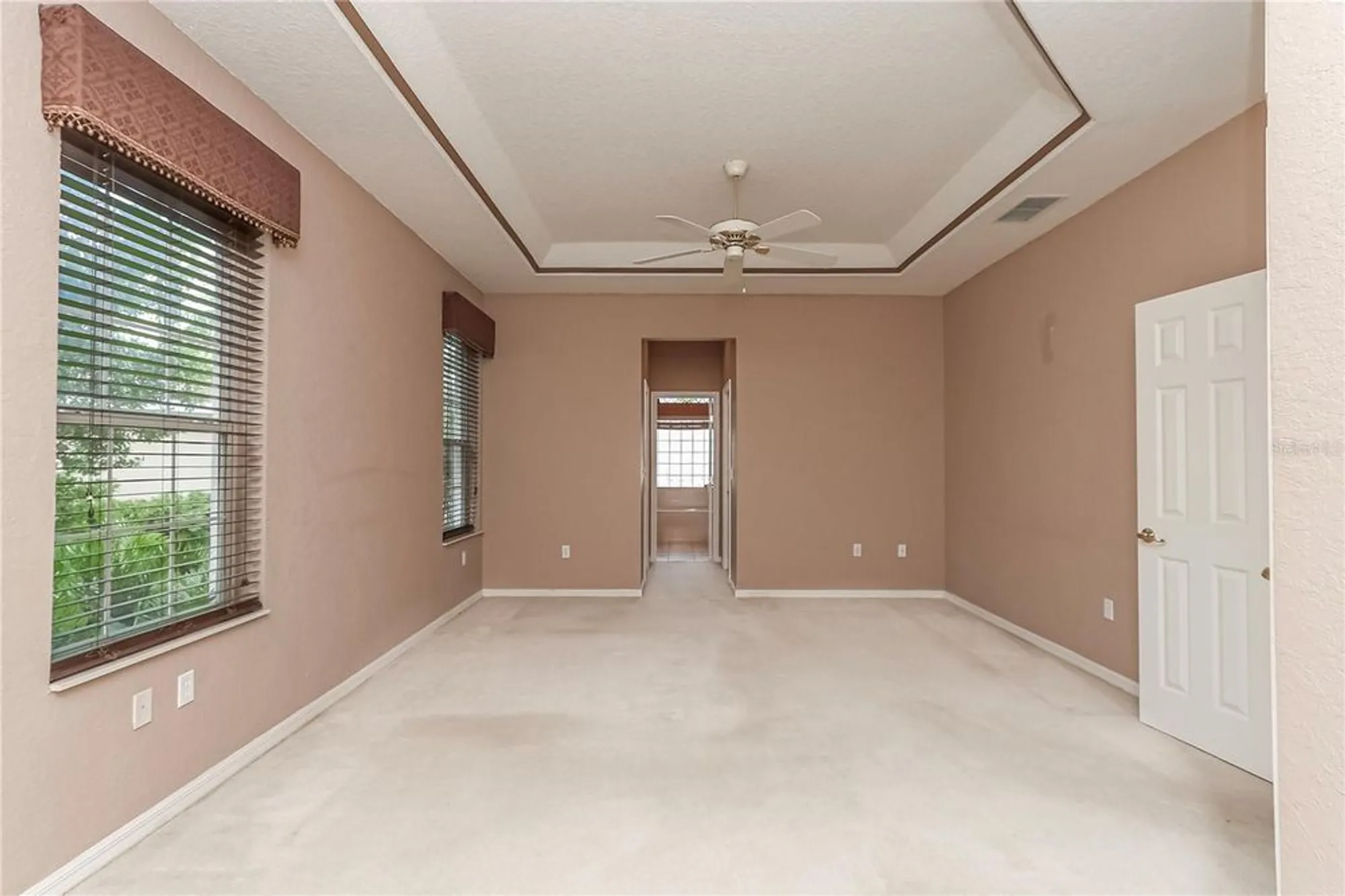 Property Slideshow image 21 of 73 | 11127 sw 73rd cir, Ocala, FL, 34476