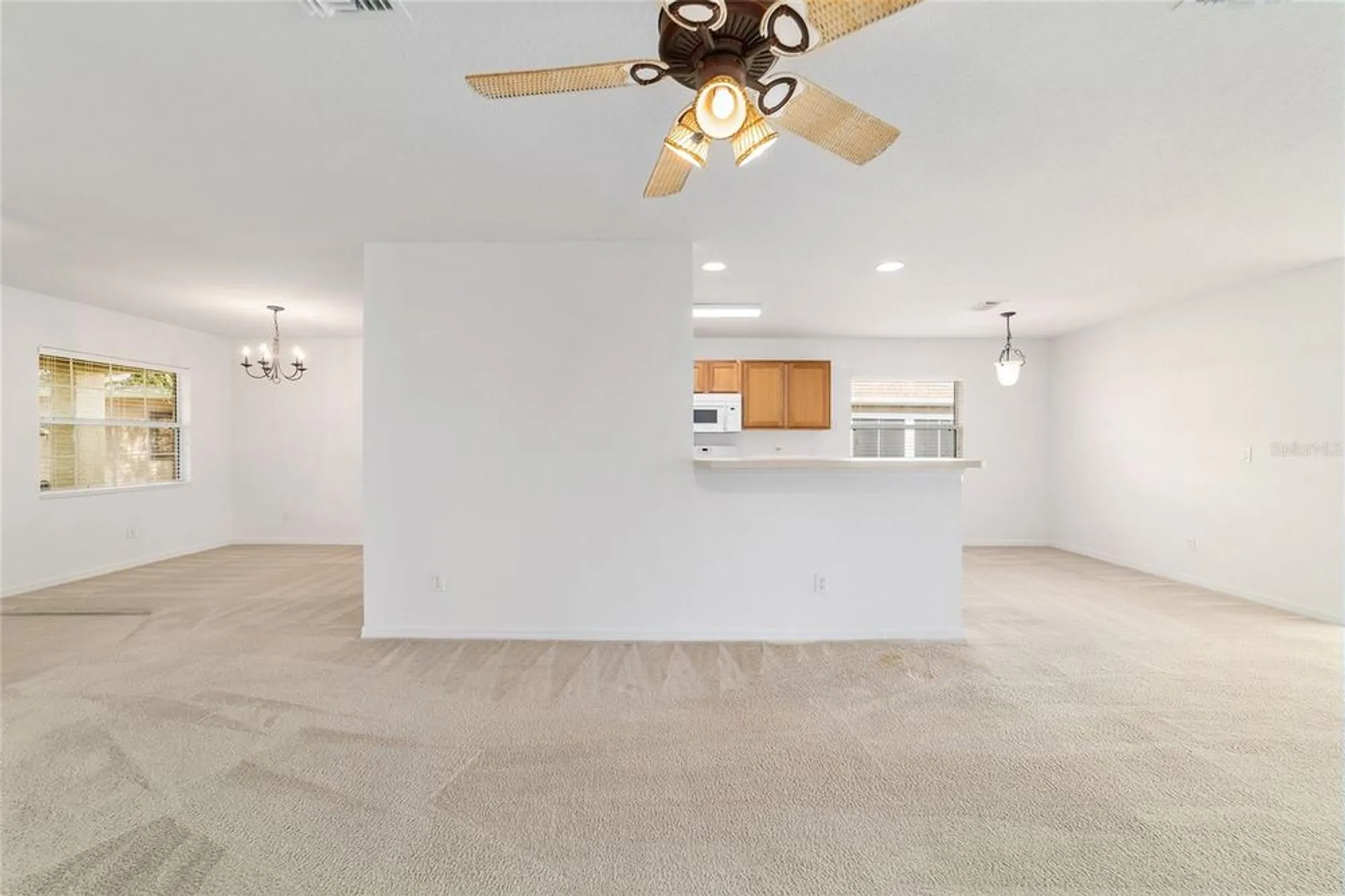 Property Slideshow image 9 of 55 | 9150 sw 102nd cir, Ocala, FL, 34481