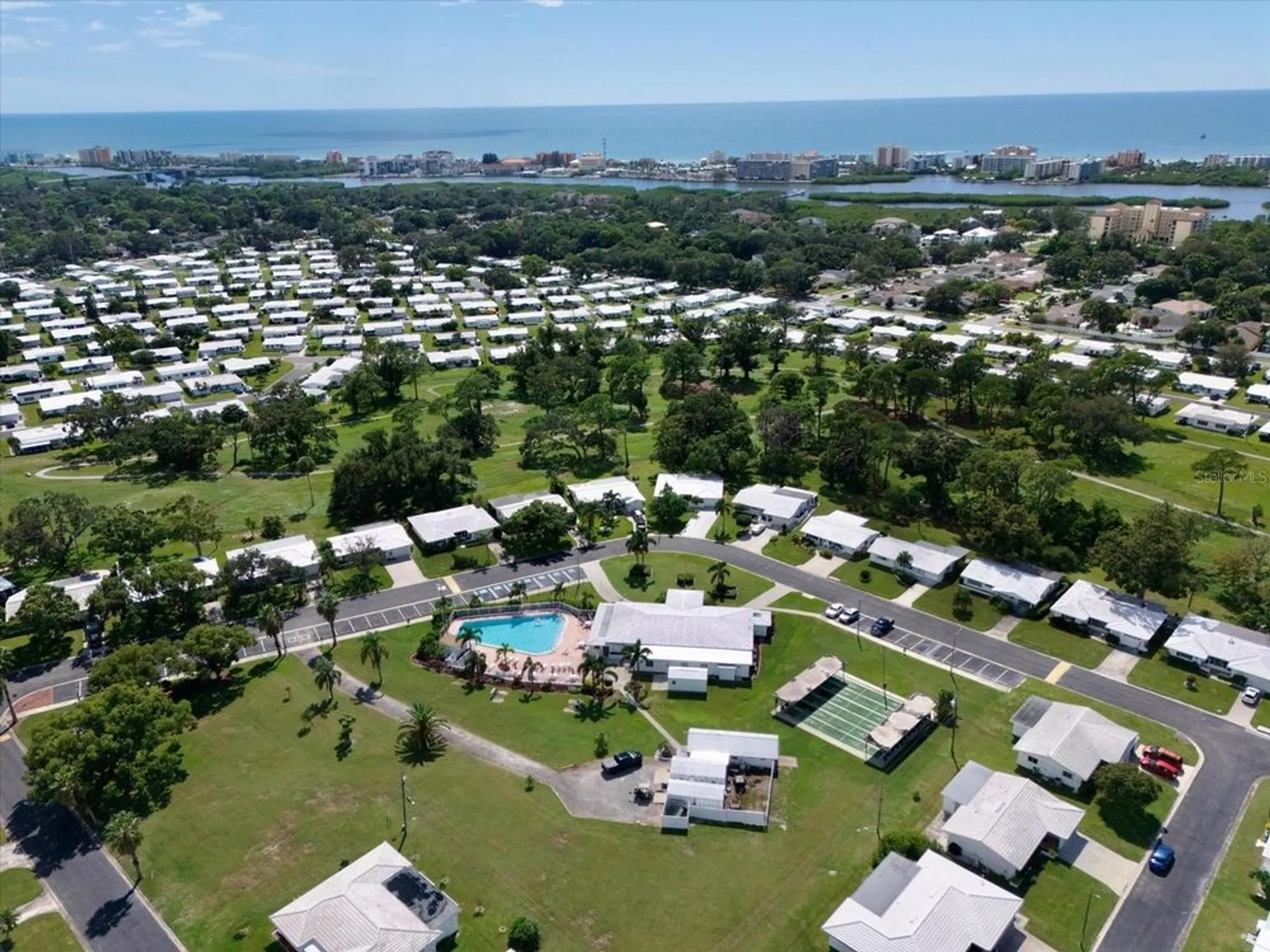 Property Slideshow image 34 of 44 | 14023 94th pl, Seminole, FL, 33776