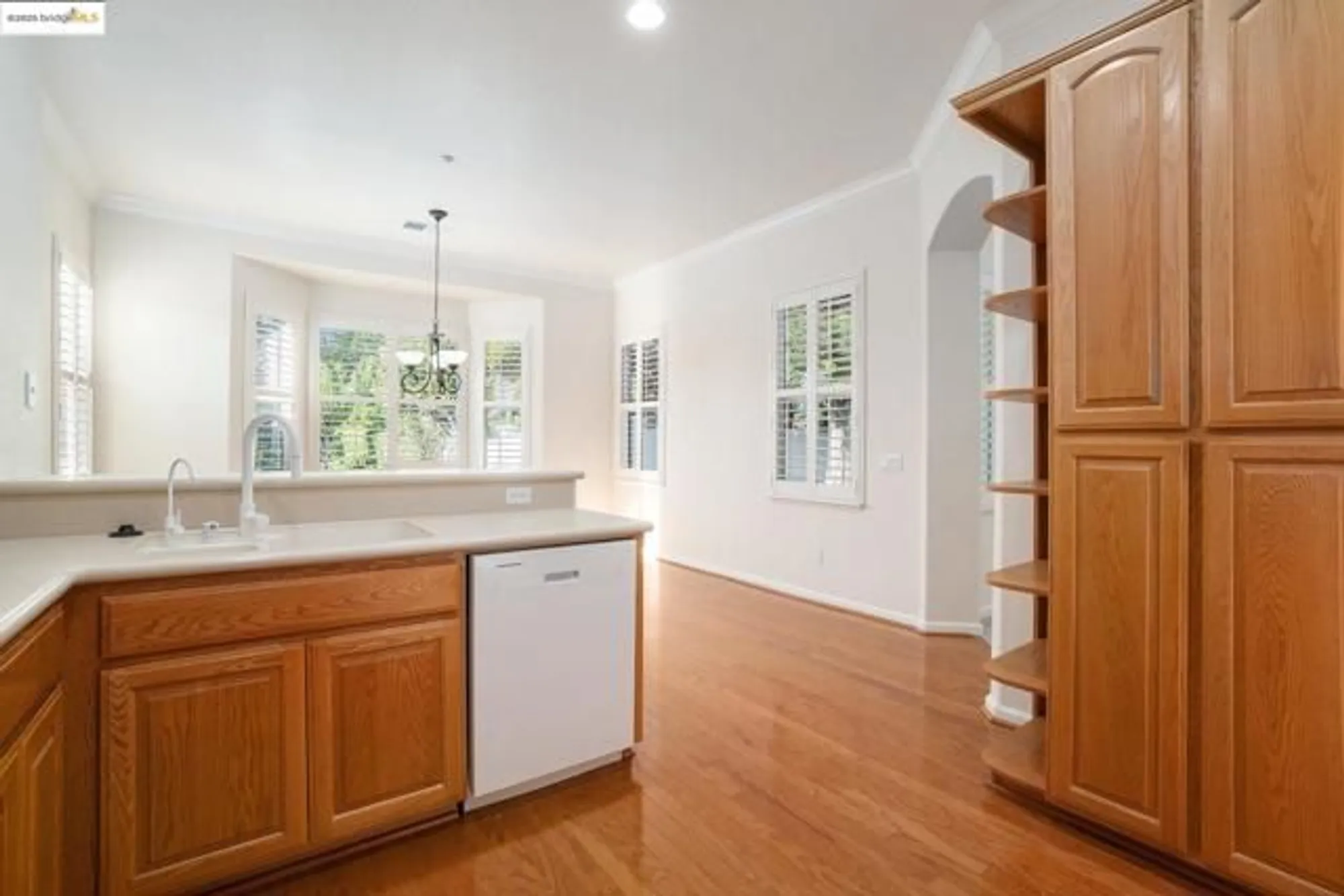 Property Slideshow image 7 of 33 | 1007 centennial dr, Brentwood, CA, 94513