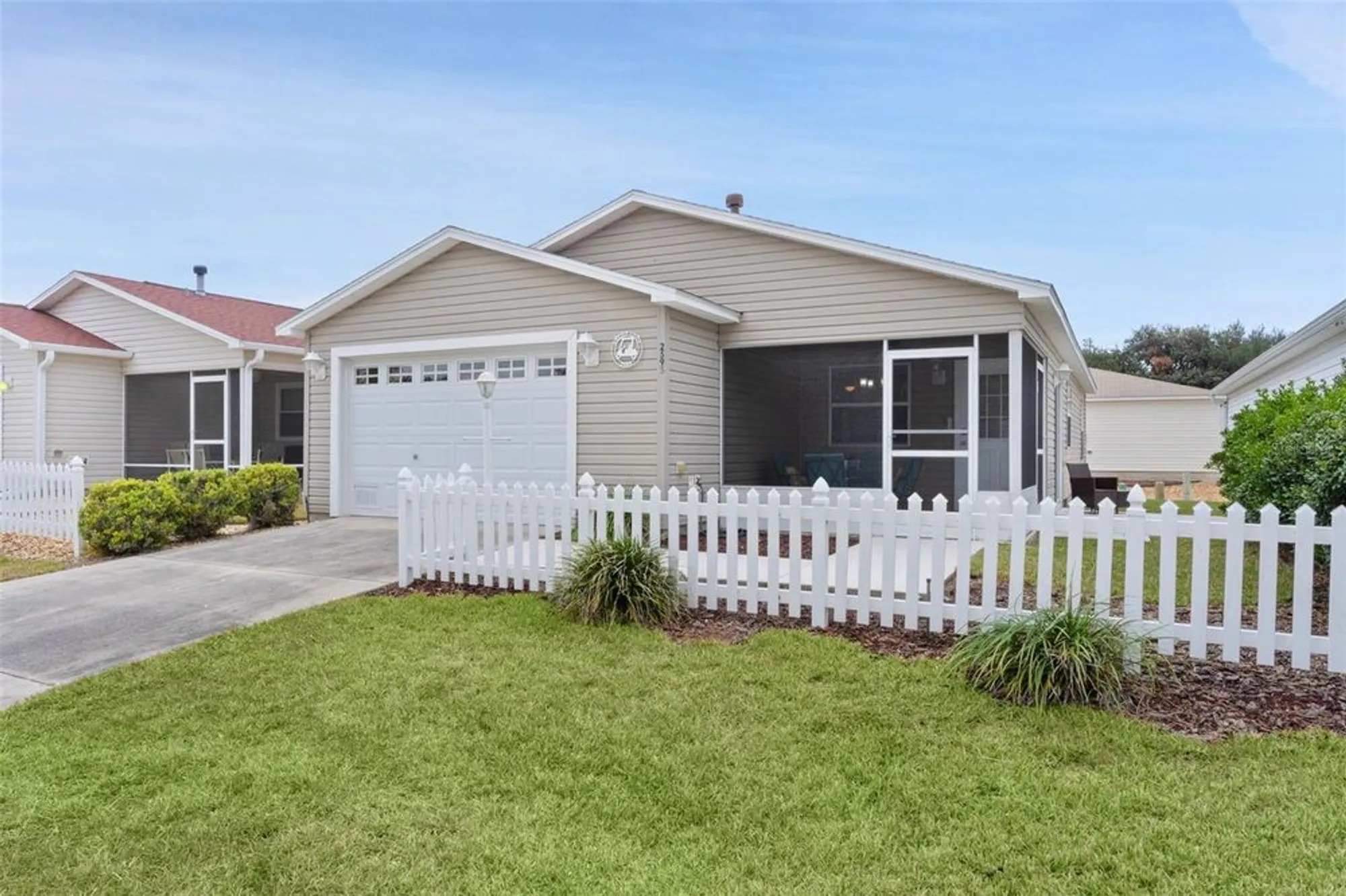 Property Slideshow image 3 of 55 | 2595 ascot loop, The Villages, FL, 32162