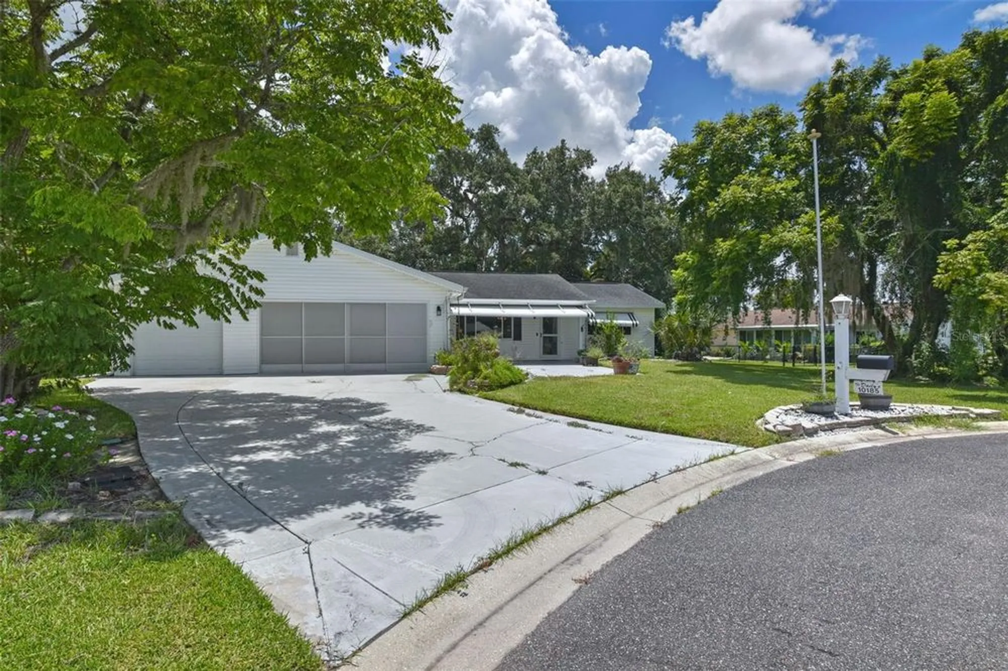 Property Slideshow image 5 of 68 | 10185 se 175th ln, Summerfield, FL, 34491