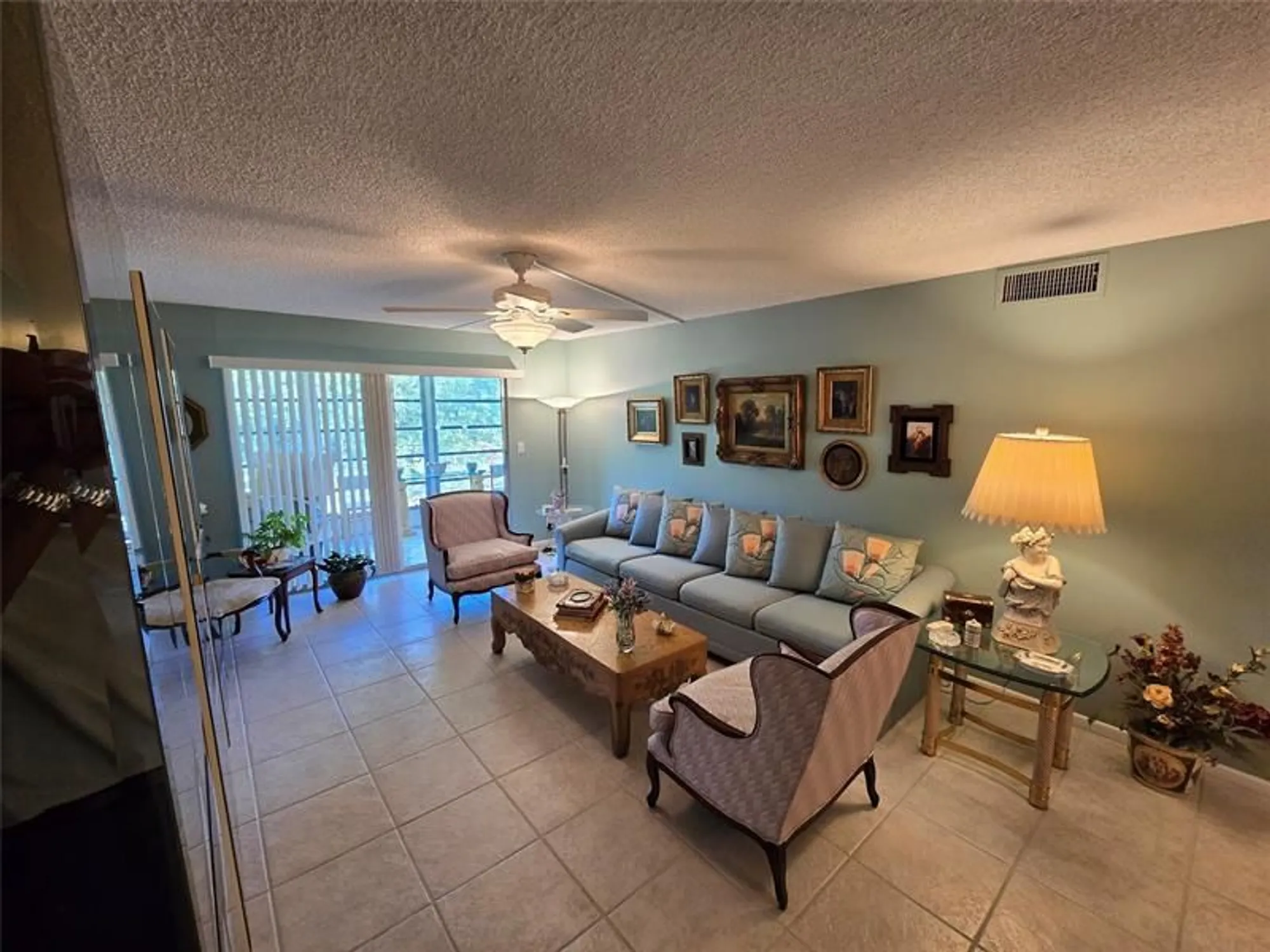 Property Slideshow image 17 of 34 | 2803 victoria way l3, Coconut Creek, FL, 33066