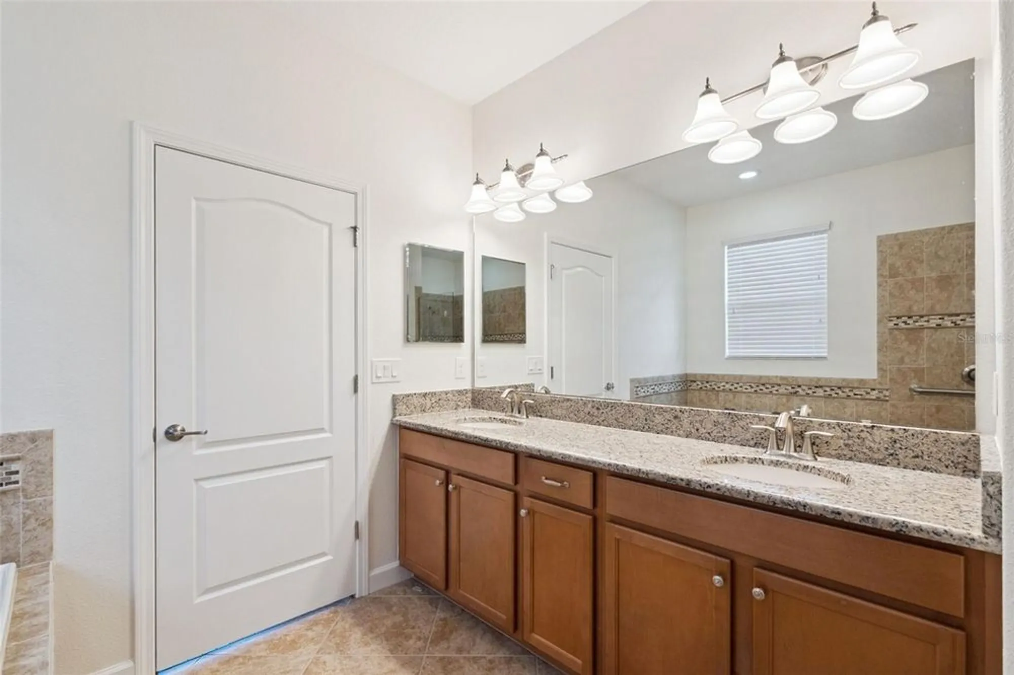 Property Slideshow image 11 of 38 | 3524 litchfield ct, Clermont, FL, 34711