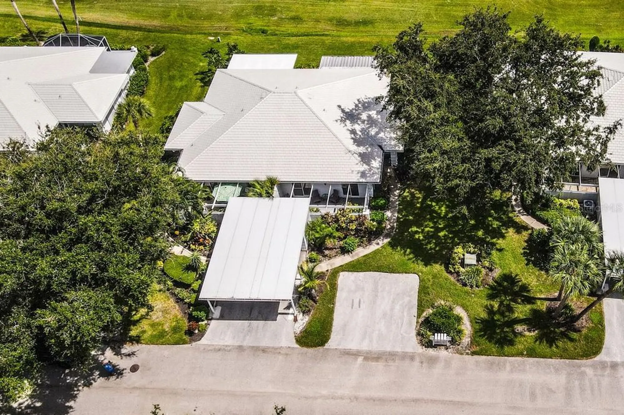 Property Slideshow image 38 of 63 | 208 cerromar way 26, Venice, FL, 34293