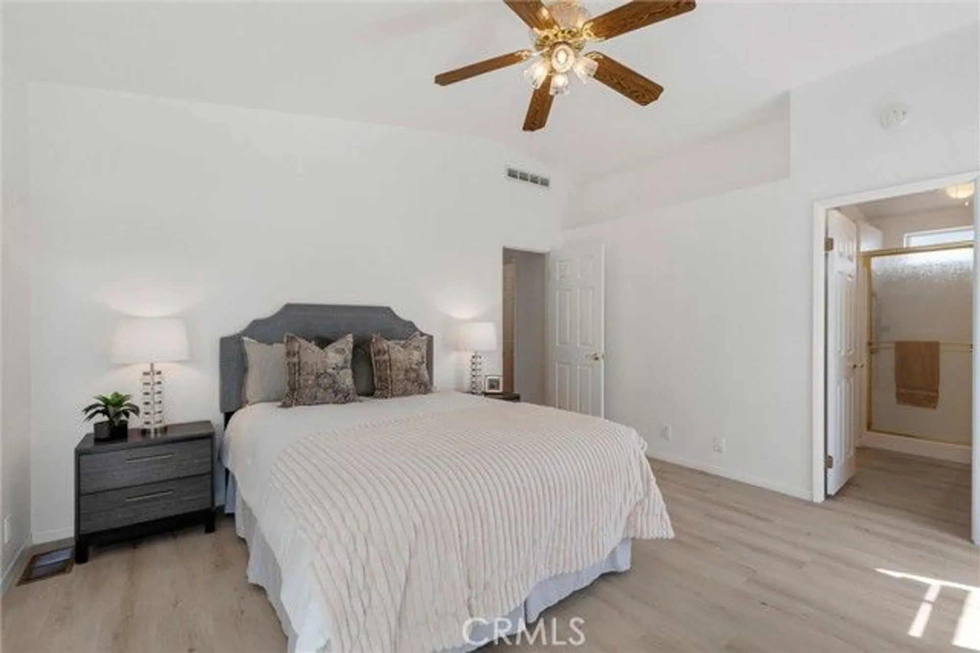 Property Slideshow image 19 of 40 | 38190 camino cinife, Murrieta, CA, 92563