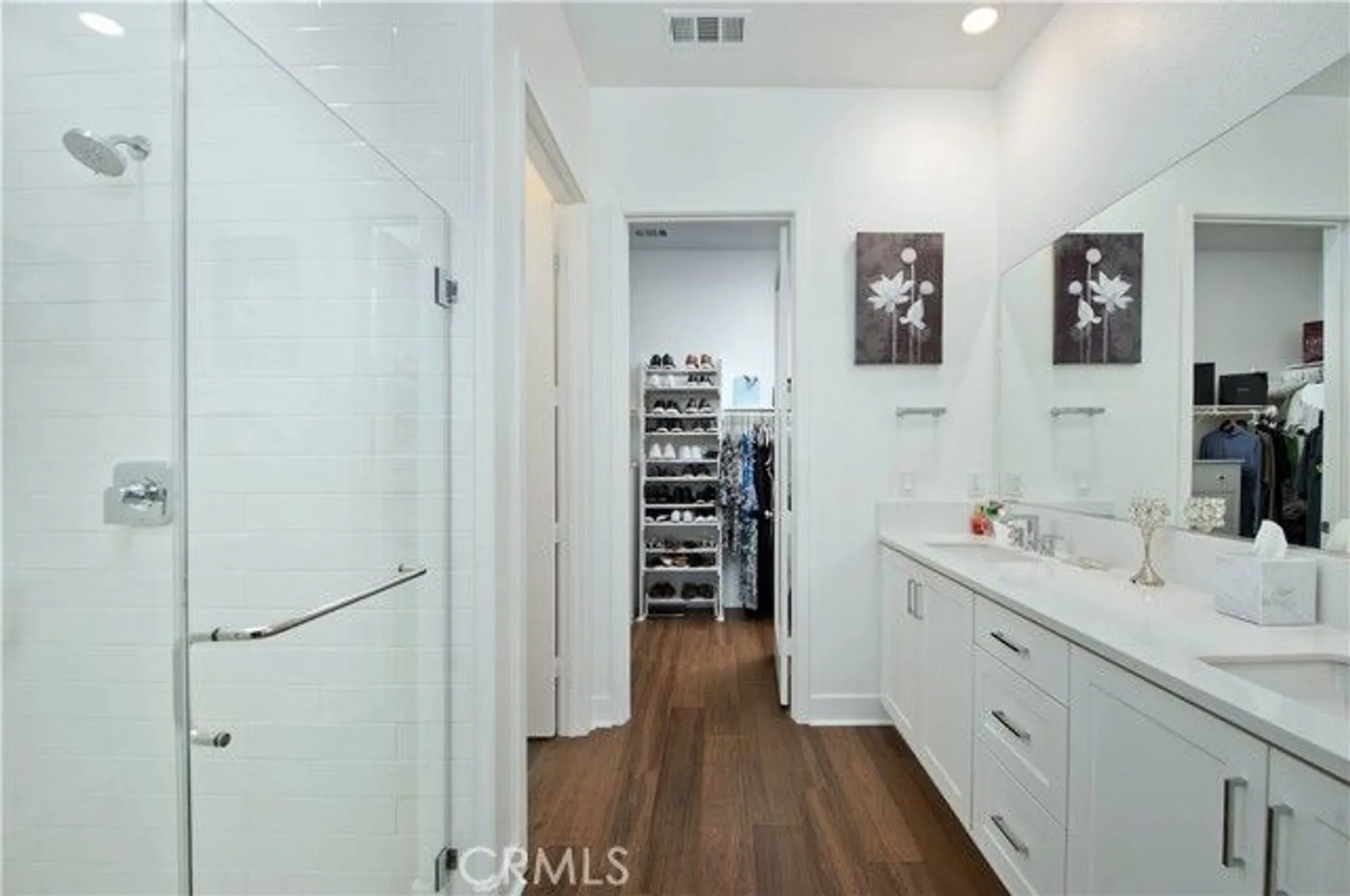 Property Slideshow image 21 of 55 | 29595 paseo guijarro, Valencia, CA, 91354