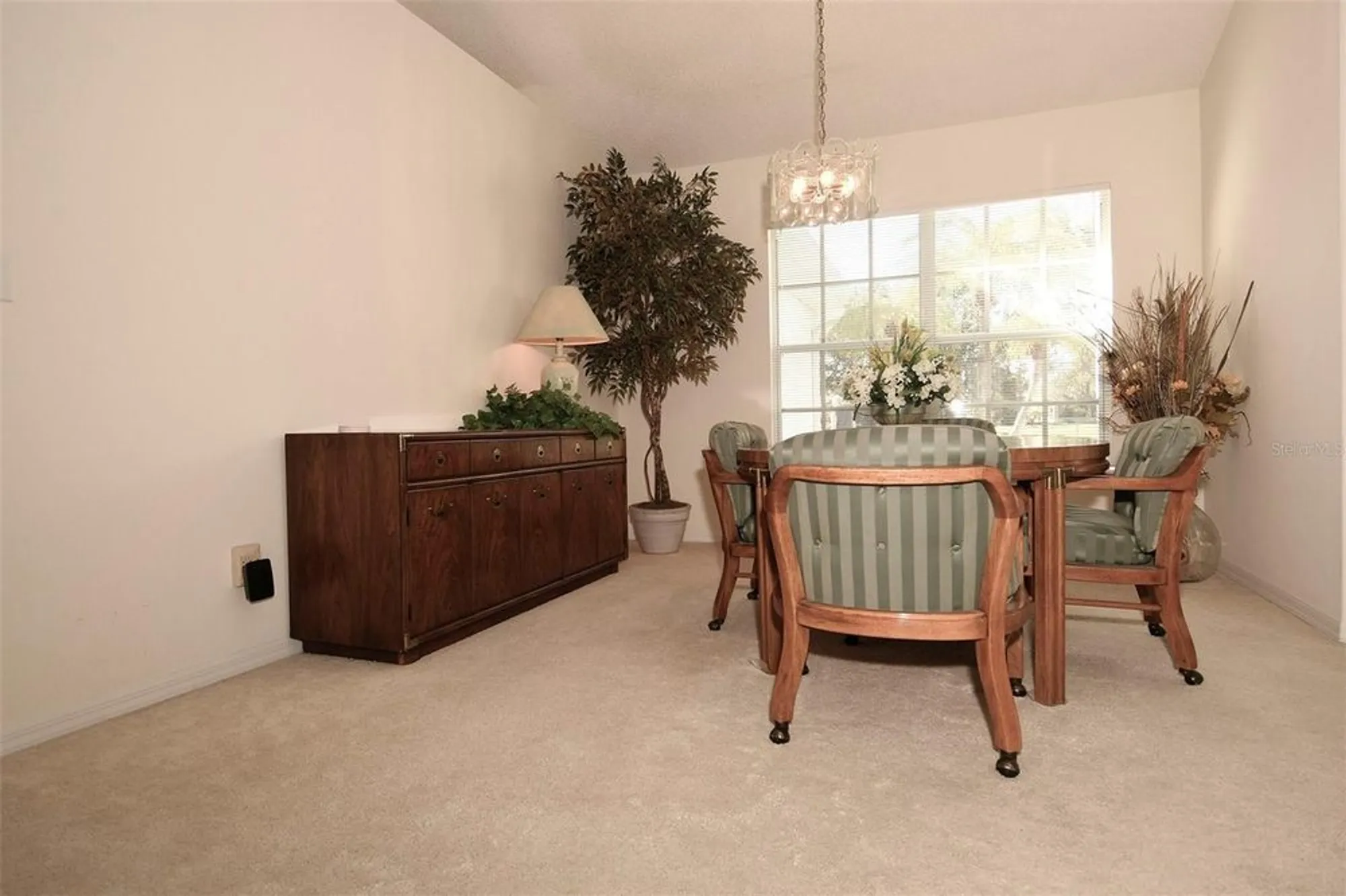 Property Slideshow image 16 of 58 | 2451 e del webb blvd, Sun City Center, FL, 33573
