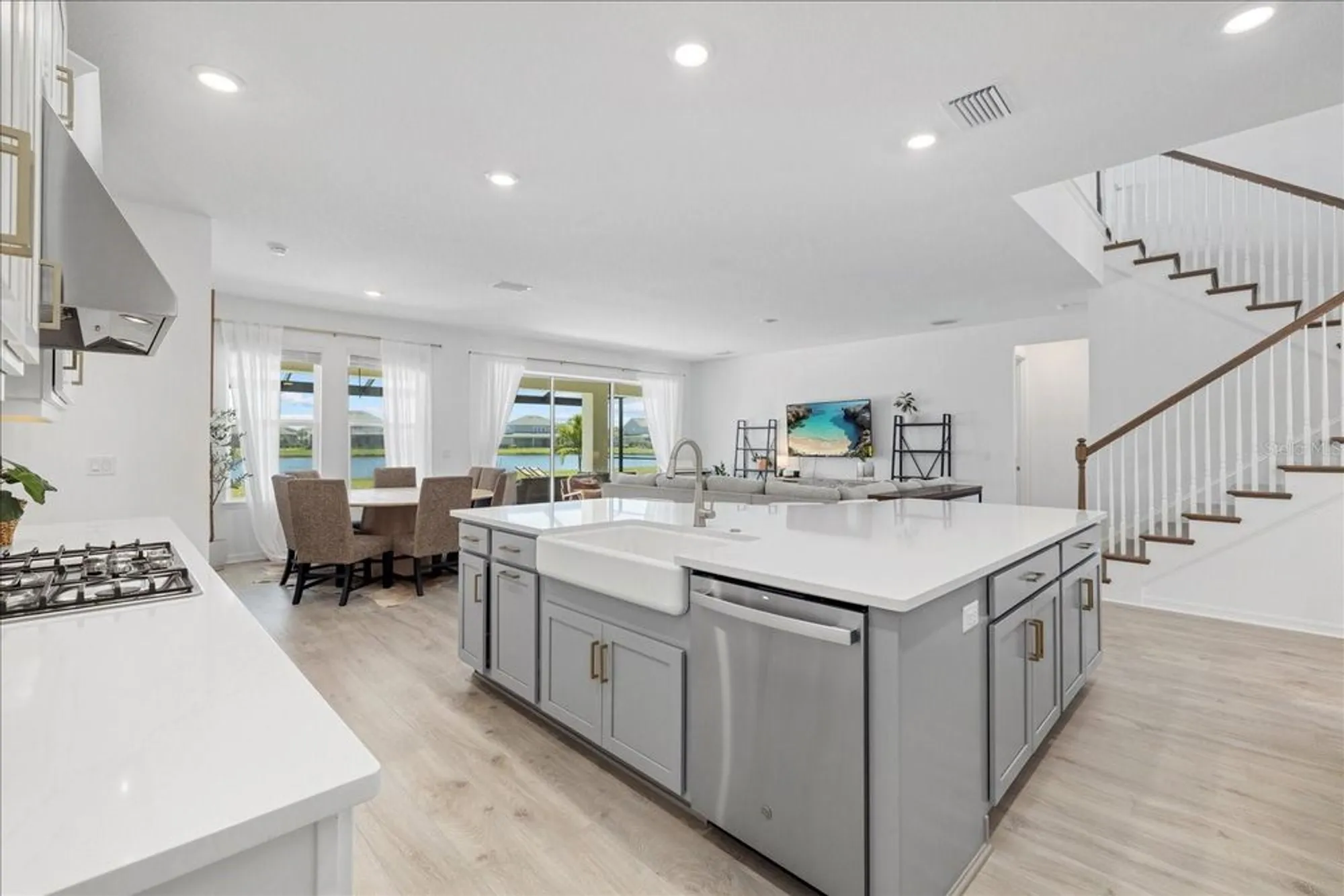 Property Slideshow image 10 of 52 | 4423 pond brook ct, Bradenton, FL, 34211