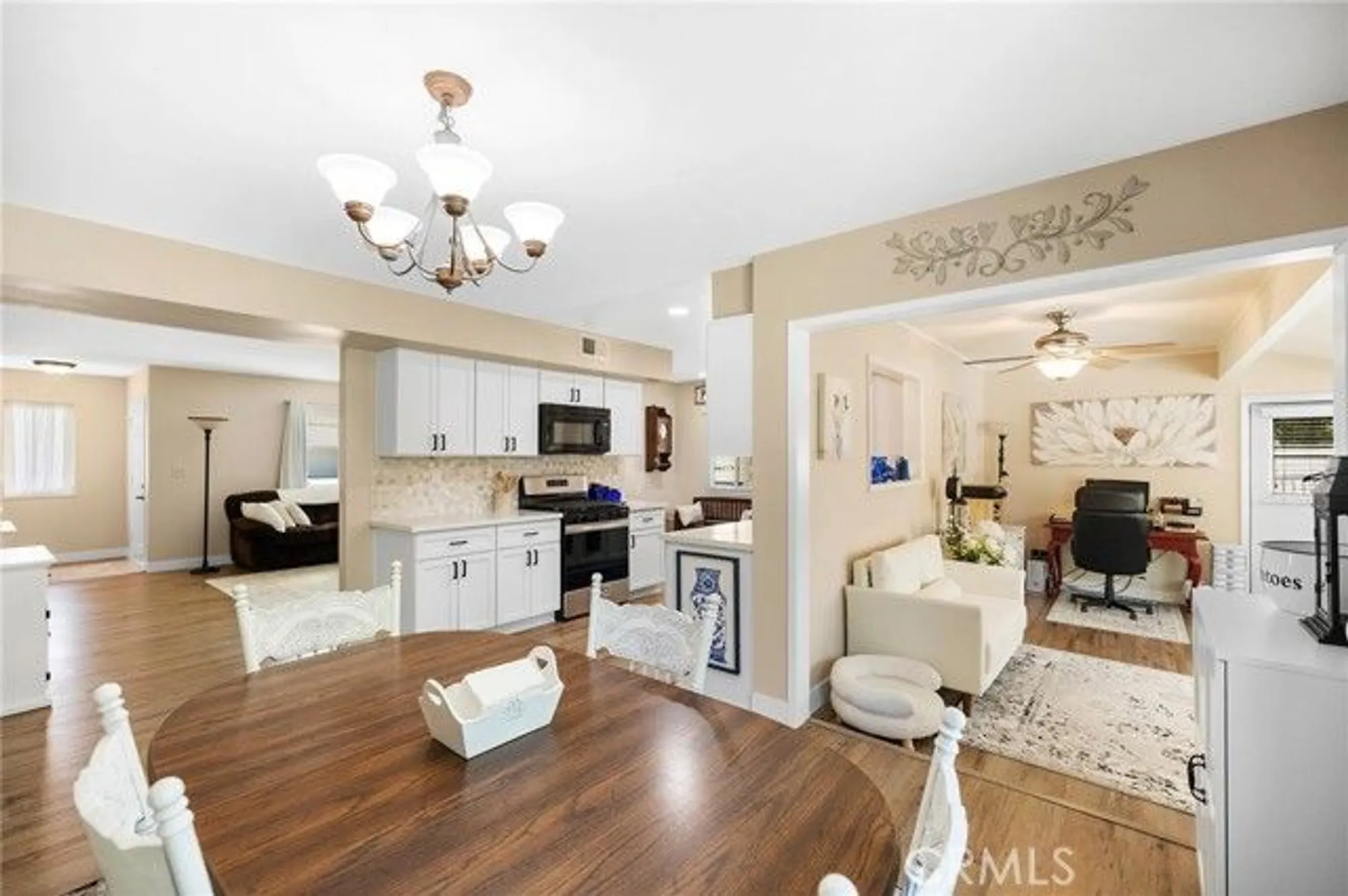 Property Slideshow image 15 of 30 | 29528 pebble beach dr, Menifee, CA, 92586
