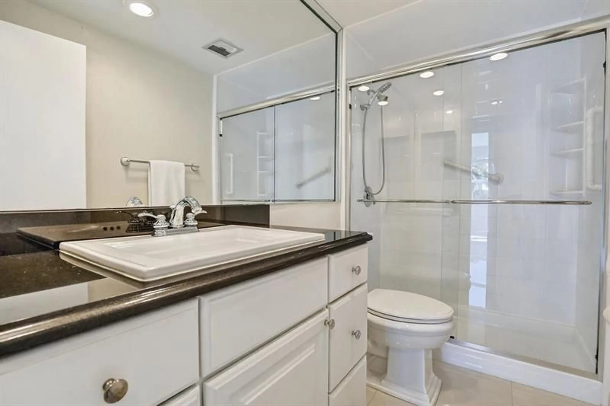 Property Slideshow image 19 of 28 | 3333 ne 34th st 209, Fort Lauderdale, FL, 33308