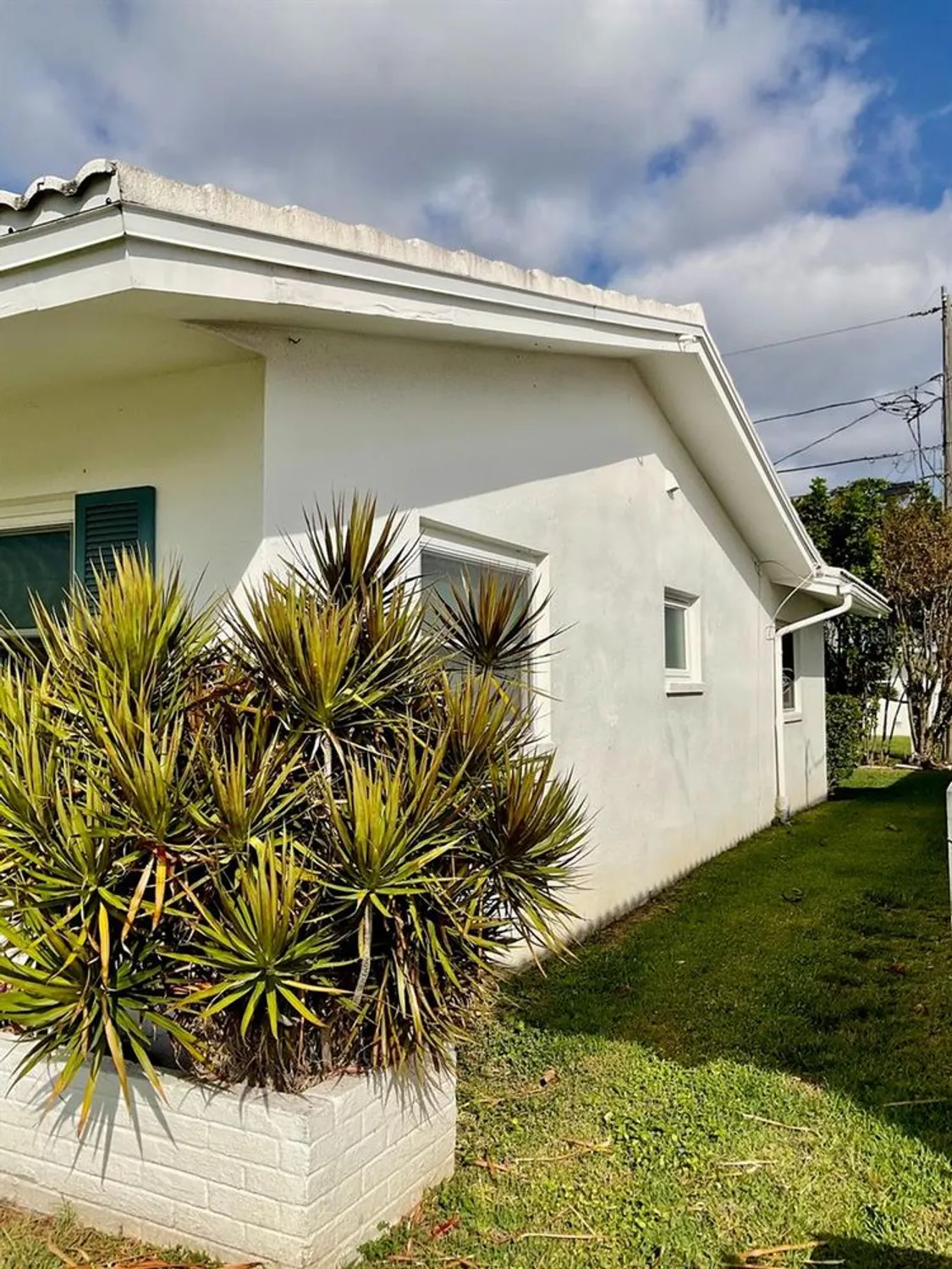 Property Slideshow image 2 of 6 | 3735 100th pl n # 3735, Pinellas Park, FL, 33782