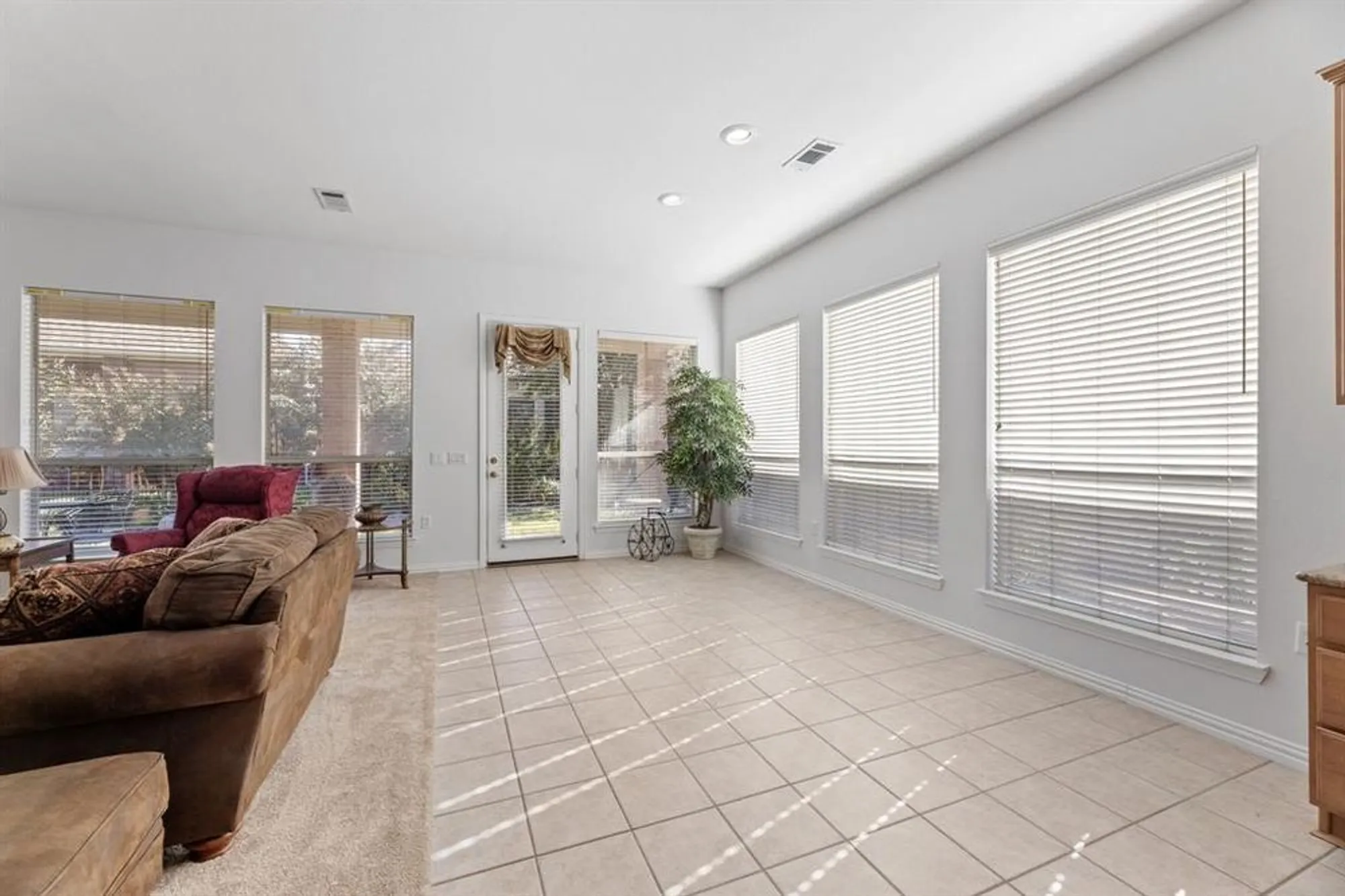 Property Slideshow image 20 of 38 | 362 southern hills dr, Fairview, TX, 75069