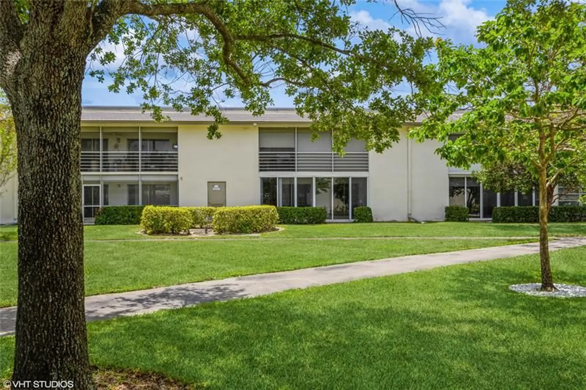 Property Slideshow image 32 of 33 | 2805 victoria way d1, Coconut Creek, FL, 33066