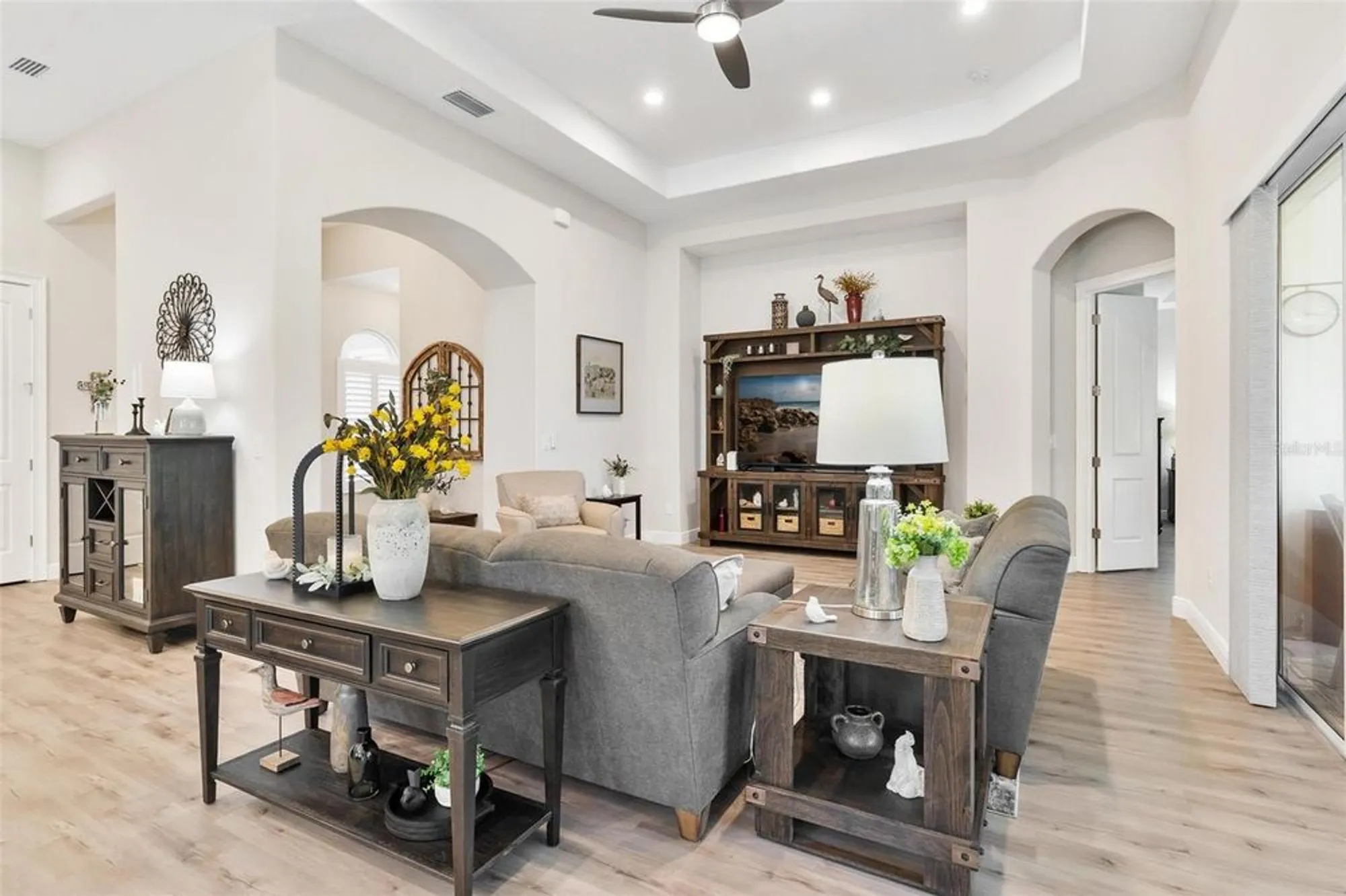 Property Slideshow image 10 of 56 | 5066 greens dr, Lady Lake, FL, 32159