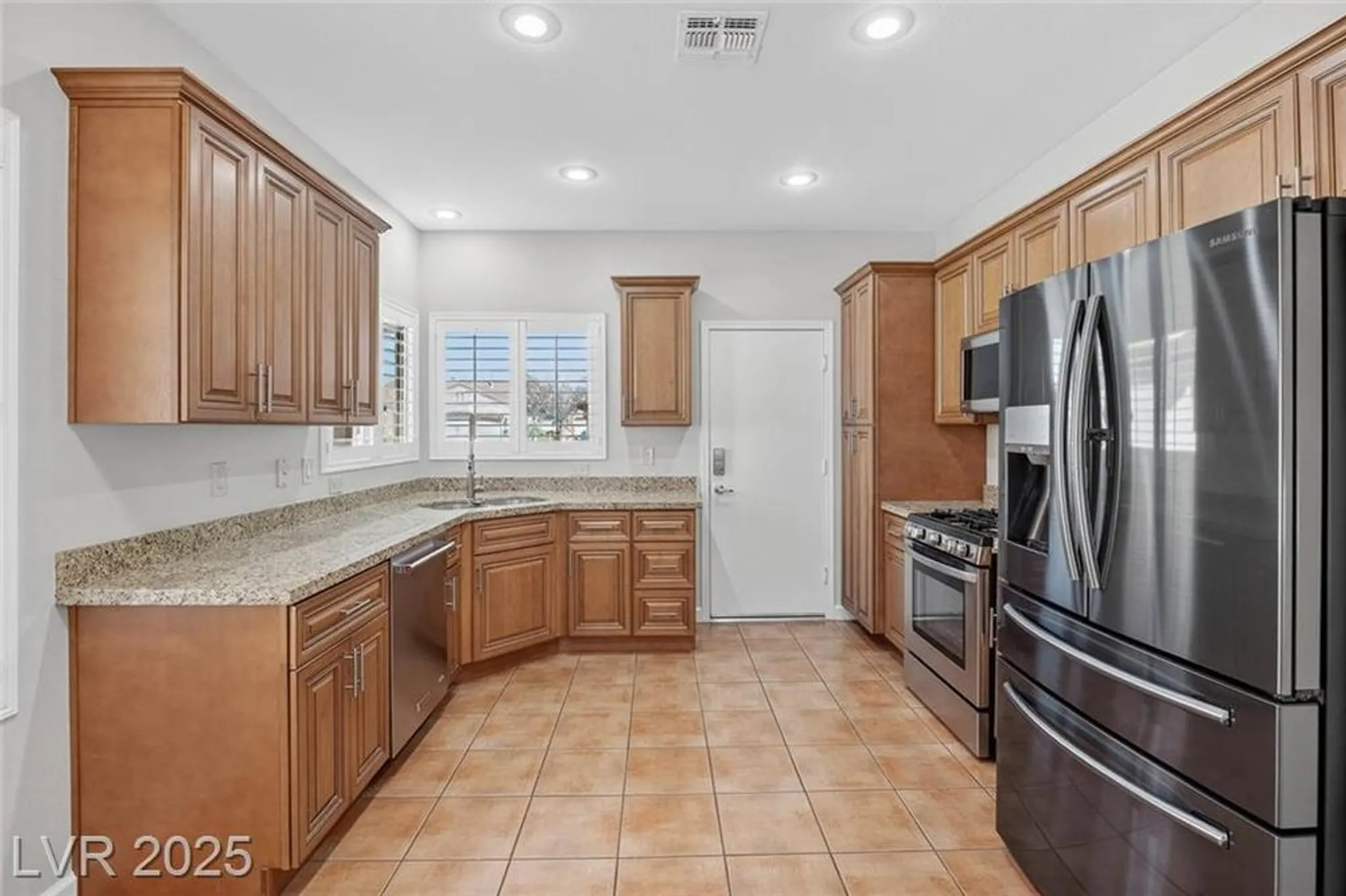 Property Slideshow image 7 of 27 | 545 cypress gardens pl, Henderson, NV, 89012