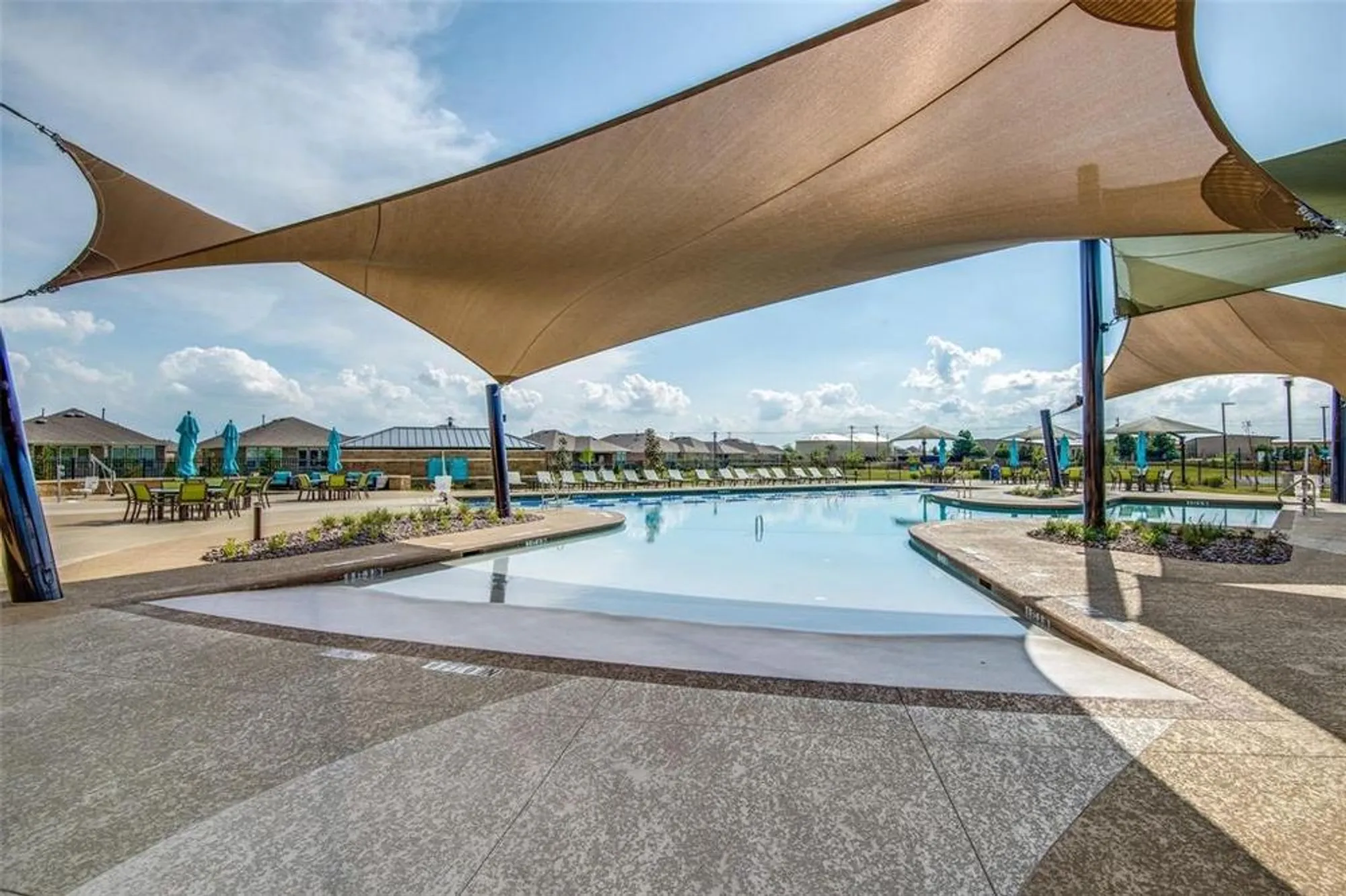 Property Slideshow image 28 of 29 | 8873 shore crest rd, Frisco, TX, 75036