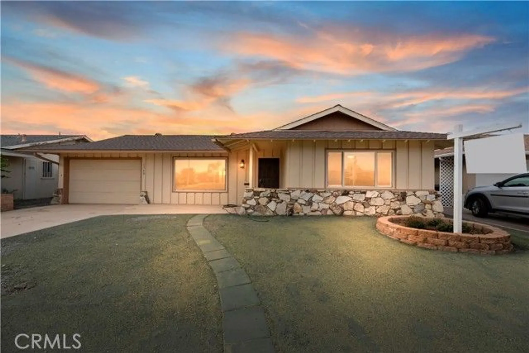 Property Slideshow image 2 of 20 | 1560 amberwood dr, Hemet, CA, 92543