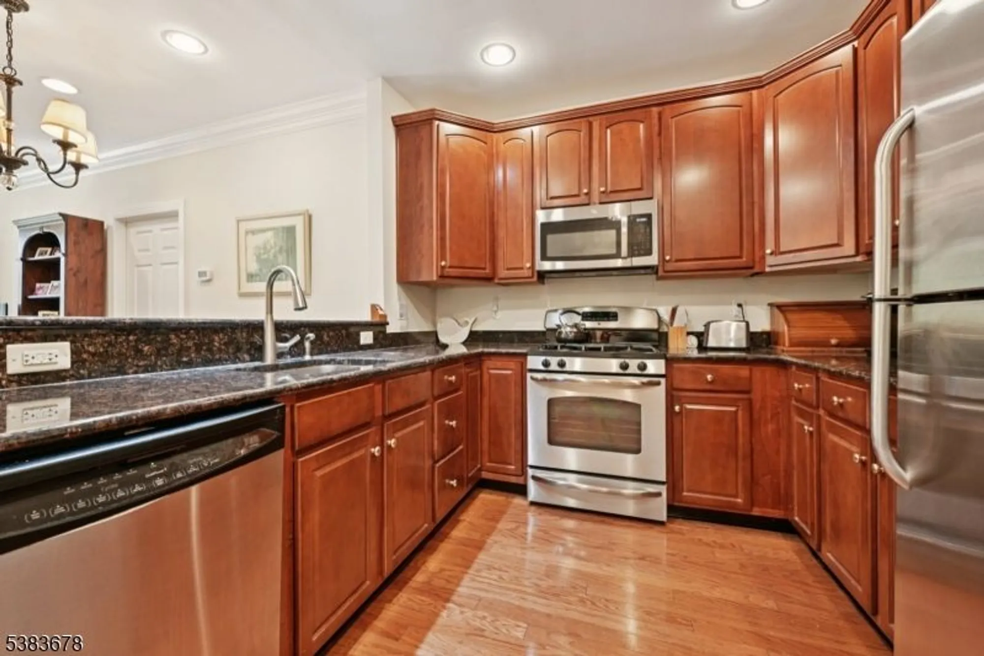 Property Slideshow image 6 of 26 | 252 victoria dr, Bridgewater, NJ, 08807