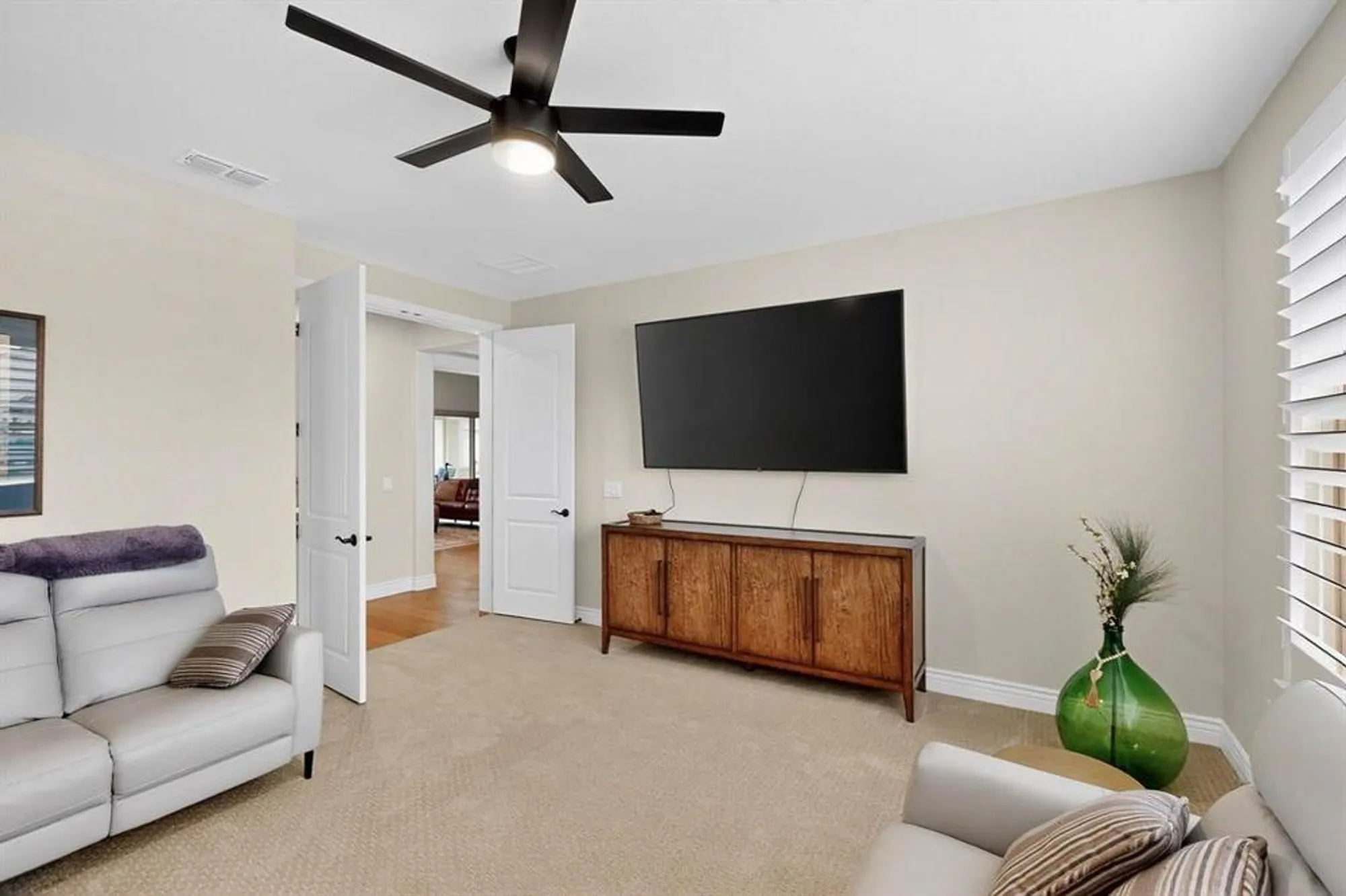 Property Slideshow image 31 of 40 | 12704 golden rock dr, Denton, TX, 76207