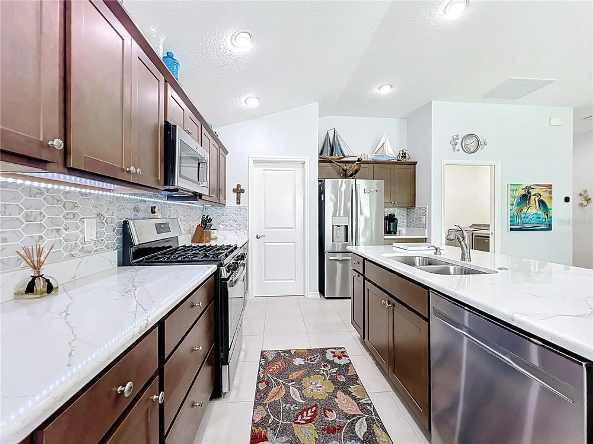 Property Slideshow image 18 of 62 | 6370 danielson loop, The Villages, FL, 32163