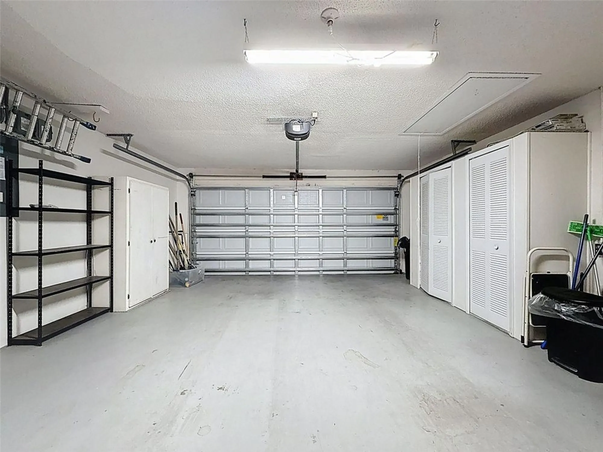 Property Slideshow image 38 of 48 | 11141 sandtrap dr # 11141, Port Richey, FL, 34668