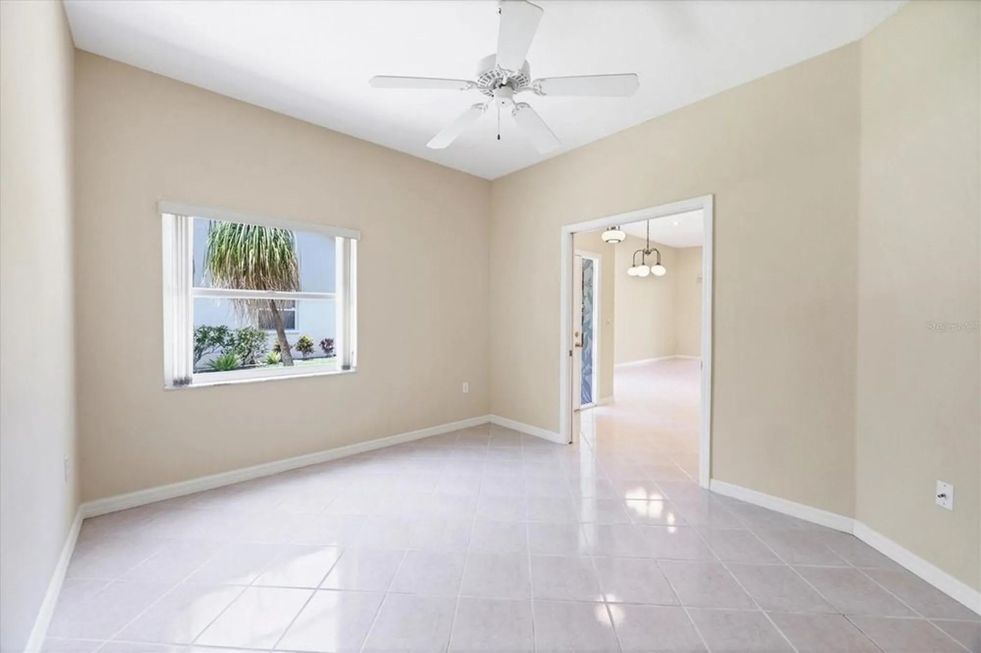 Property Slideshow image 24 of 55 | 6222 country club way, Sarasota, FL, 34243