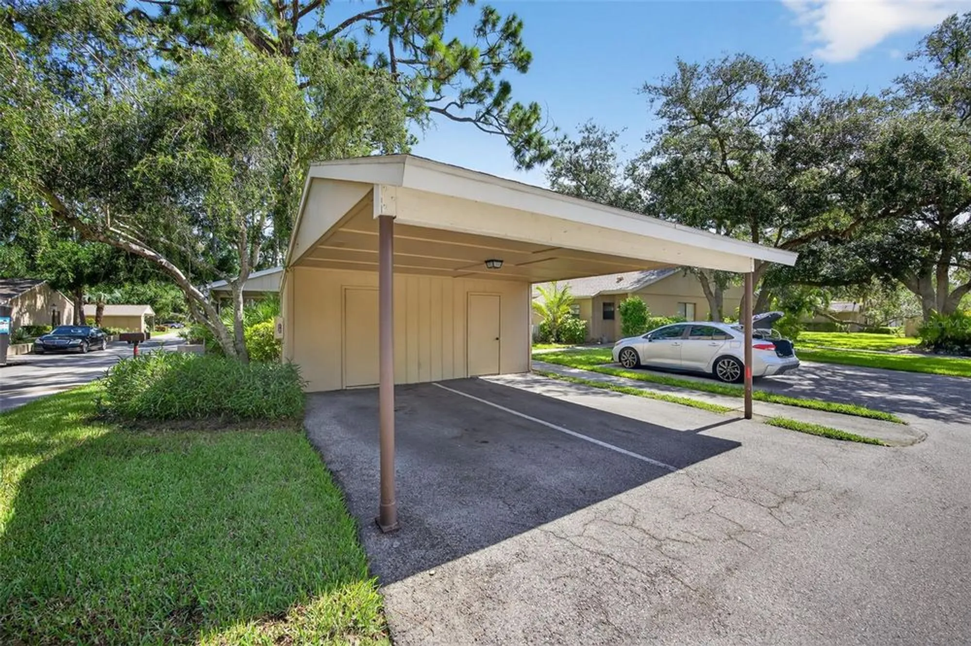 Property Slideshow image 23 of 42 | 1214 tallywood dr 7020, Sarasota, FL, 34237