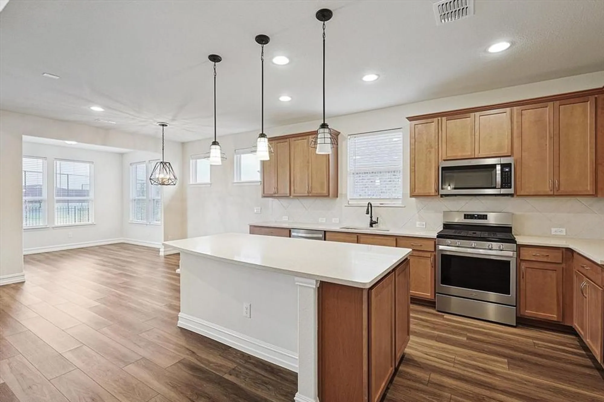 Property Slideshow image 9 of 33 | 948 memorial dr, Aubrey, TX, 76227