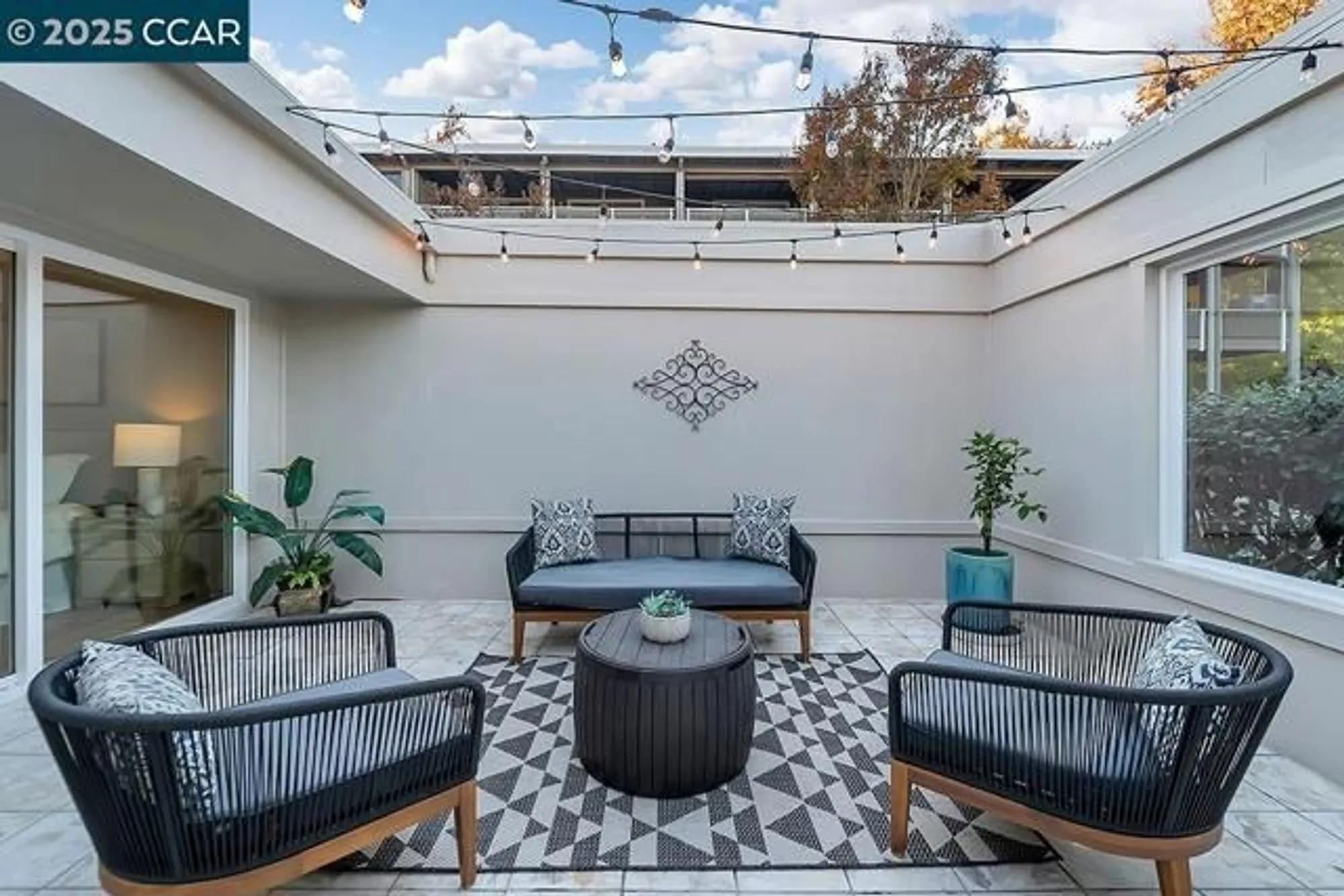 Property Slideshow image 21 of 25 | 1180 running springs rd 4, Walnut Creek, CA, 94595