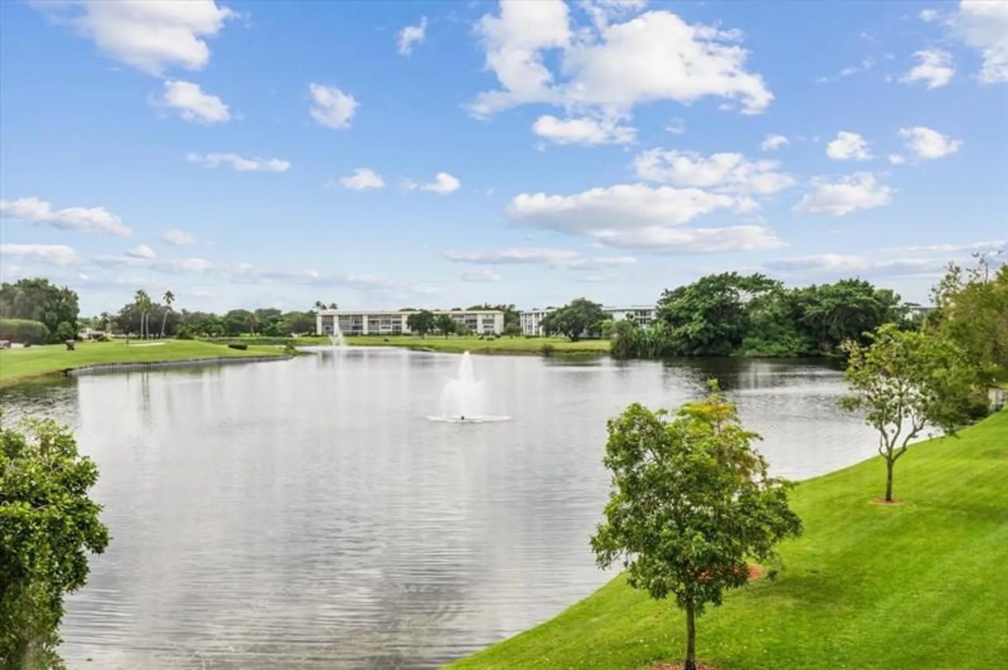 Property Slideshow image 15 of 18 | 3205 portofino pt f3, Coconut Creek, FL, 33066