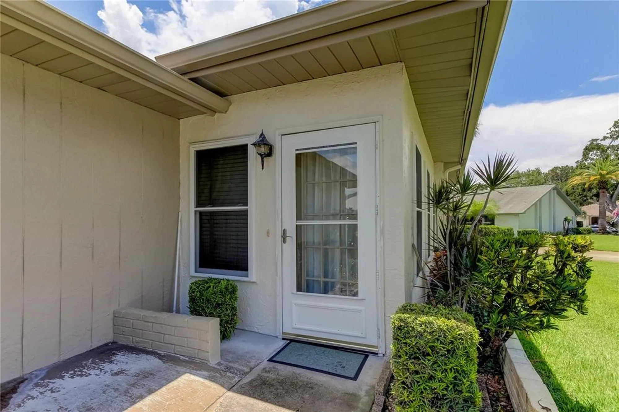 Property Slideshow image 4 of 44 | 3283 hilary cir 2c, Palm Harbor, FL, 34684