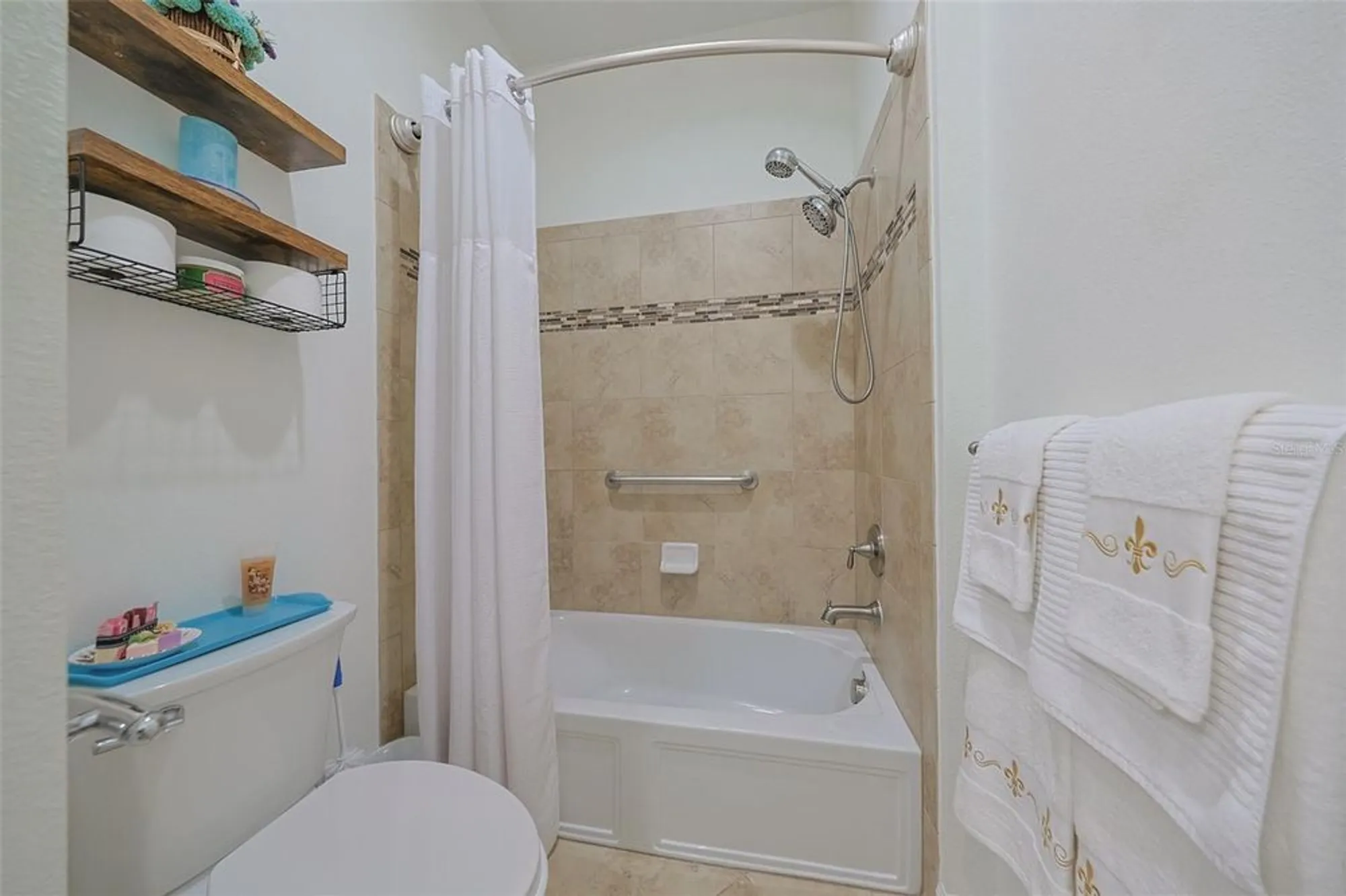 Property Slideshow image 42 of 75 | 2264 sifield greens way, Sun City Center, FL, 33573