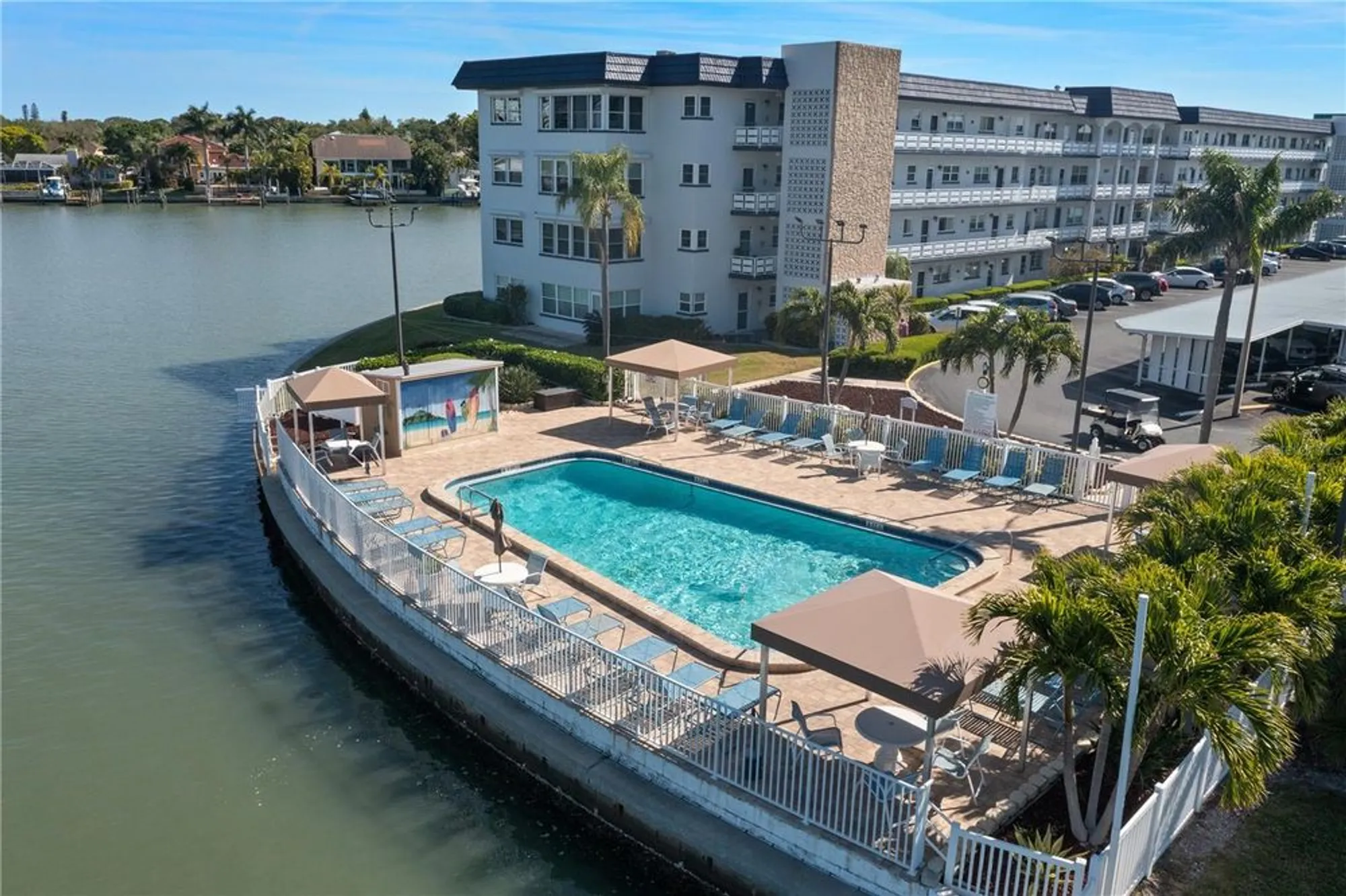 Property Slideshow image 6 of 11 | 2850 59th st 501, Gulfport, FL, 33707