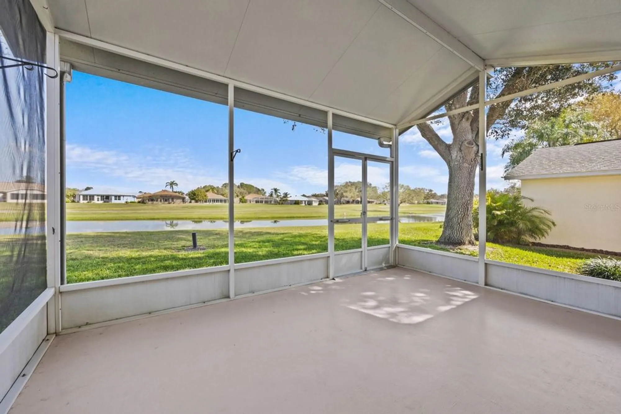 Property Slideshow image 33 of 54 | 321 ranchwood dr, Leesburg, FL, 34748