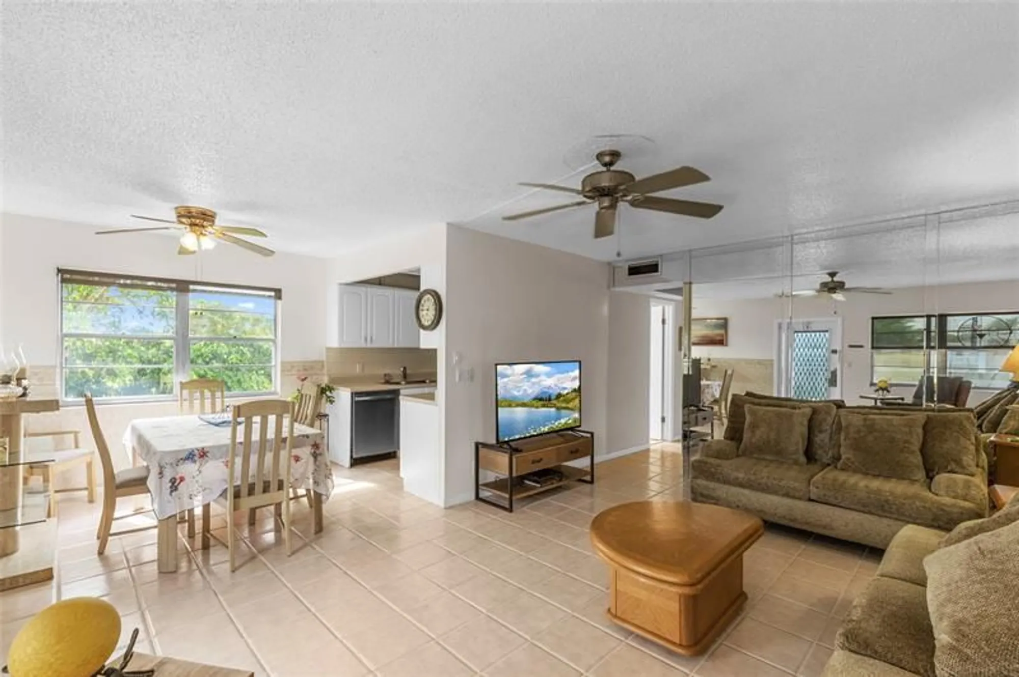 Property Slideshow image 3 of 49 | 4160 cambridge g # 4160, Deerfield Beach, FL, 33442
