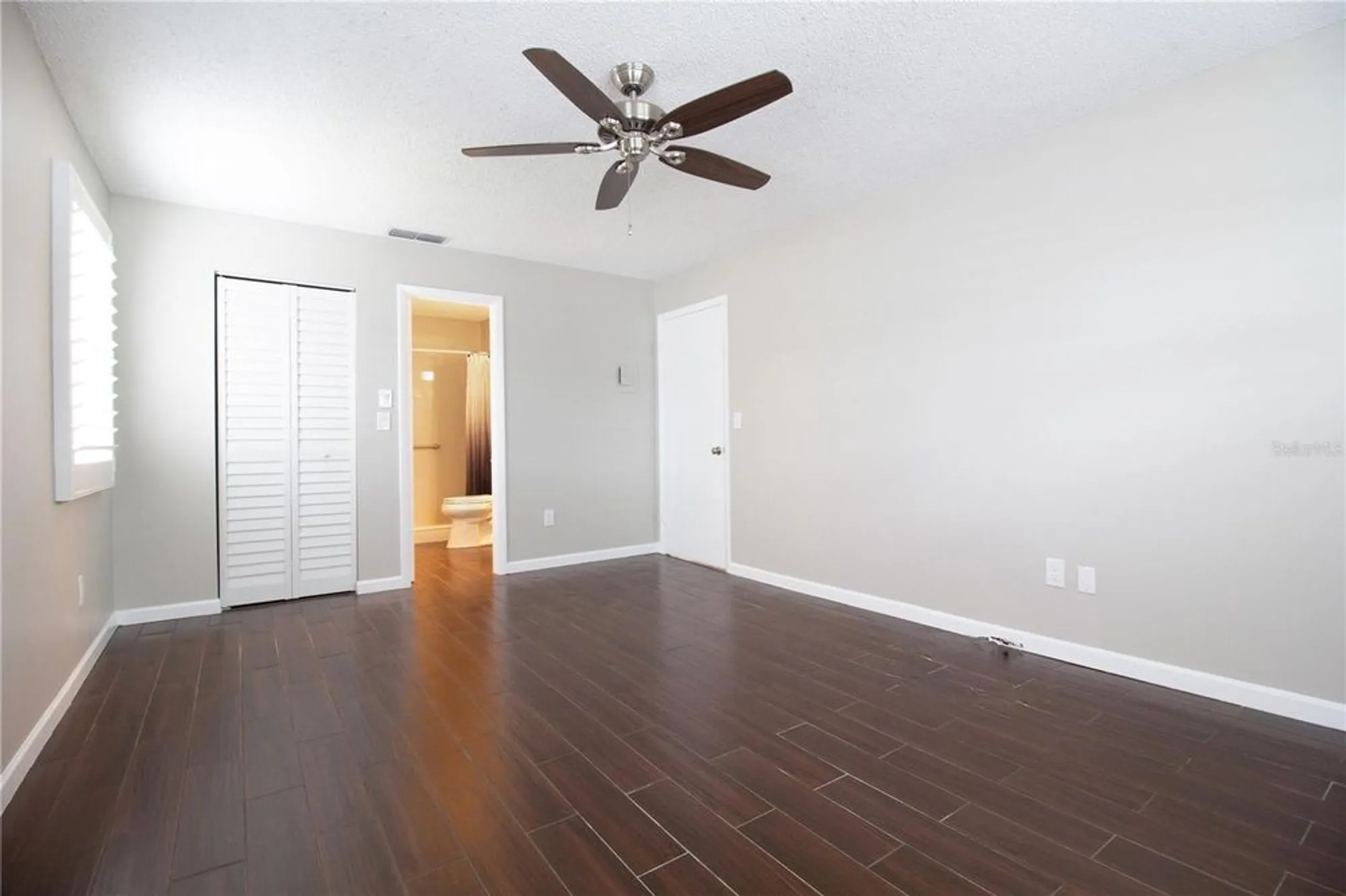 Property Slideshow image 24 of 35 | 6080 80th st n unit 201, St Petersburg, FL, 33709
