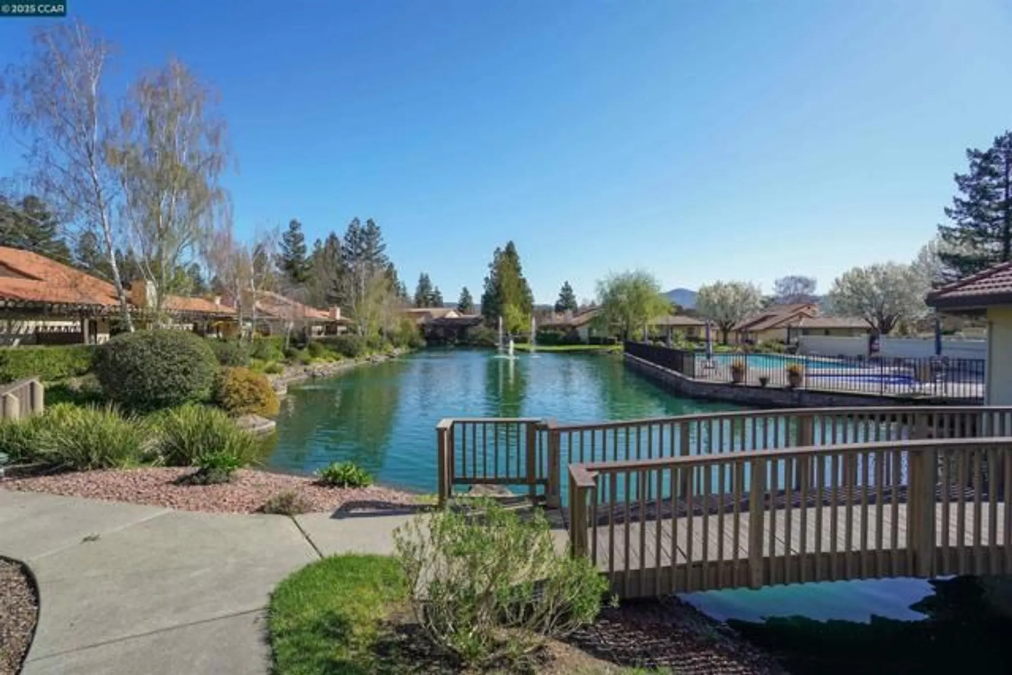 Property Slideshow image 19 of 26 | 11 fountain grove cir, Napa, CA, 94558