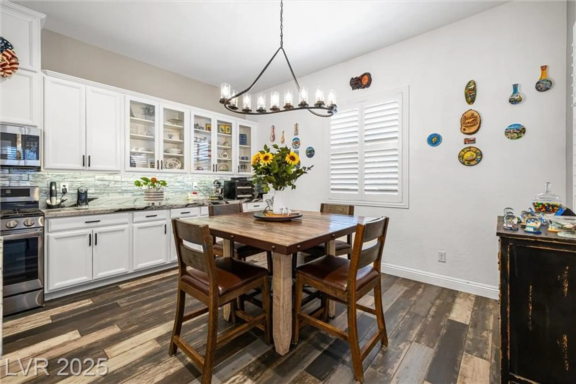 Property Slideshow image 23 of 50 | 417 honeybrush ave, Henderson, NV, 89011