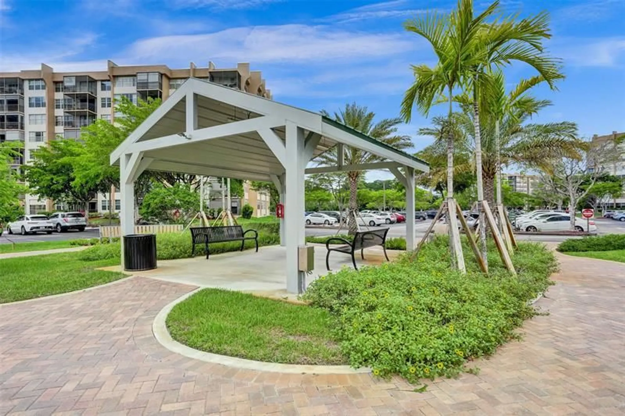Property Slideshow image 62 of 71 | 1100 saint charles pl 612, Pembroke Pines, FL, 33026