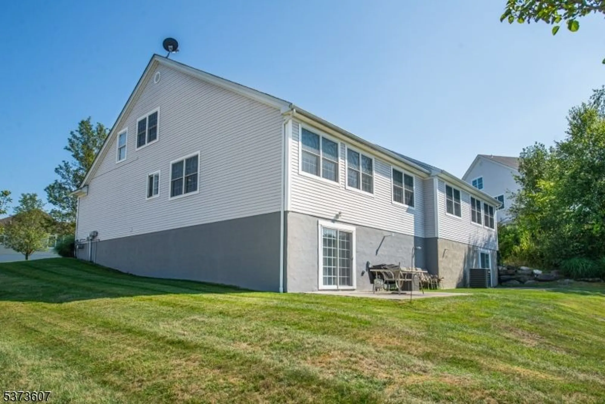 Property Slideshow image 21 of 27 | 11 fairchild ln, Sussex, NJ, 07461