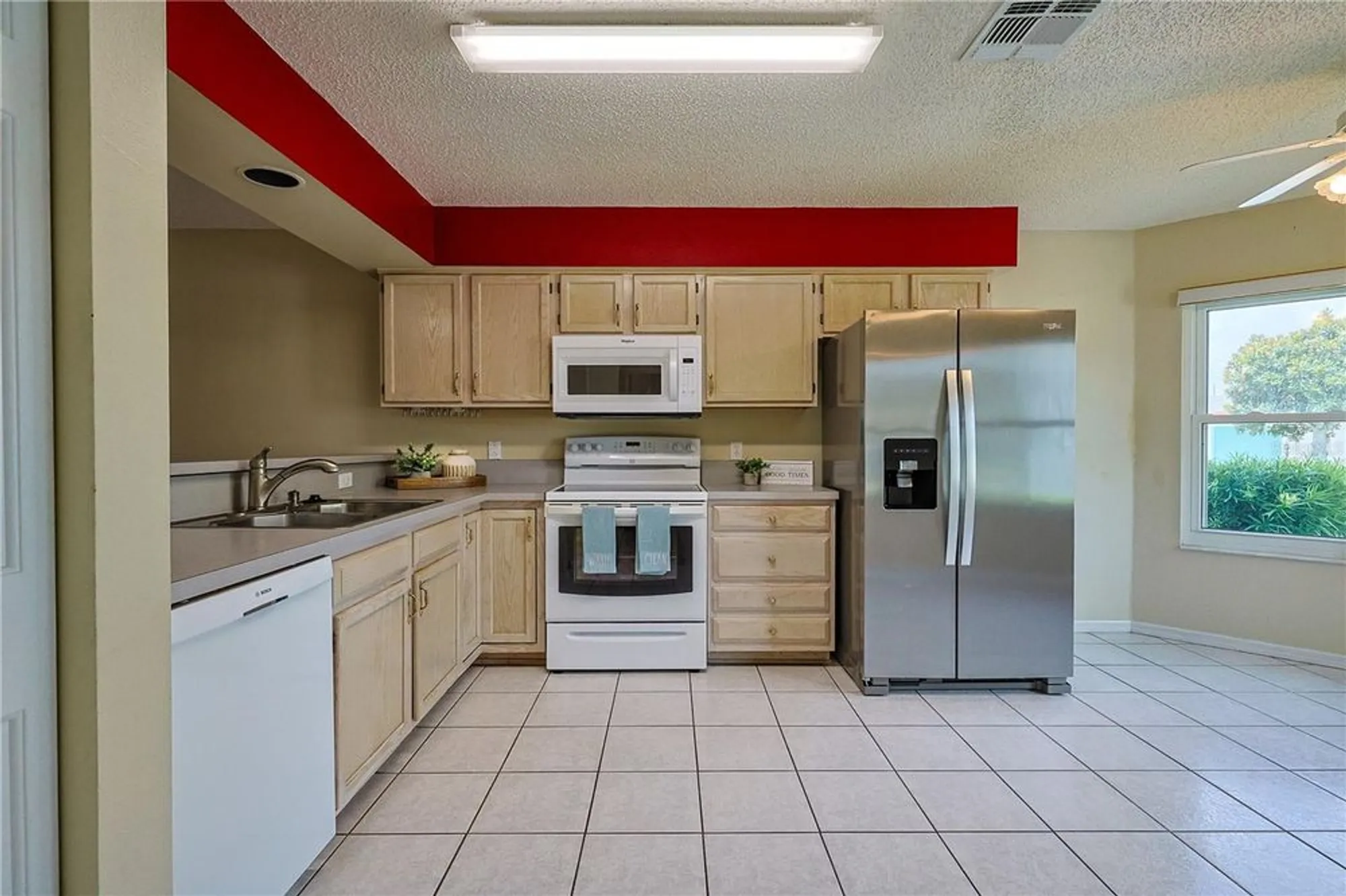 Property Slideshow image 6 of 30 | 32716 westwood loop, Leesburg, FL, 34748