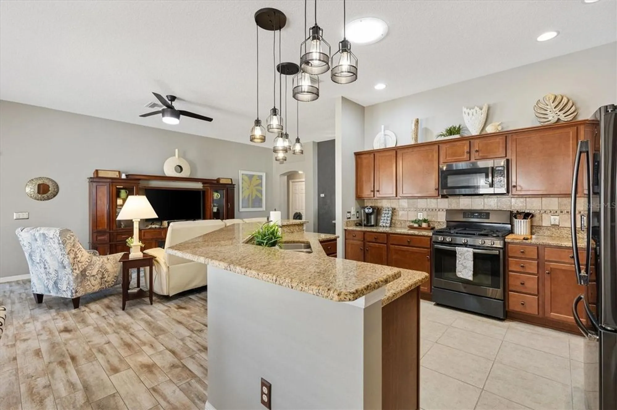 Property Slideshow image 9 of 30 | 1947 tranquility ln, The Villages, FL, 32162