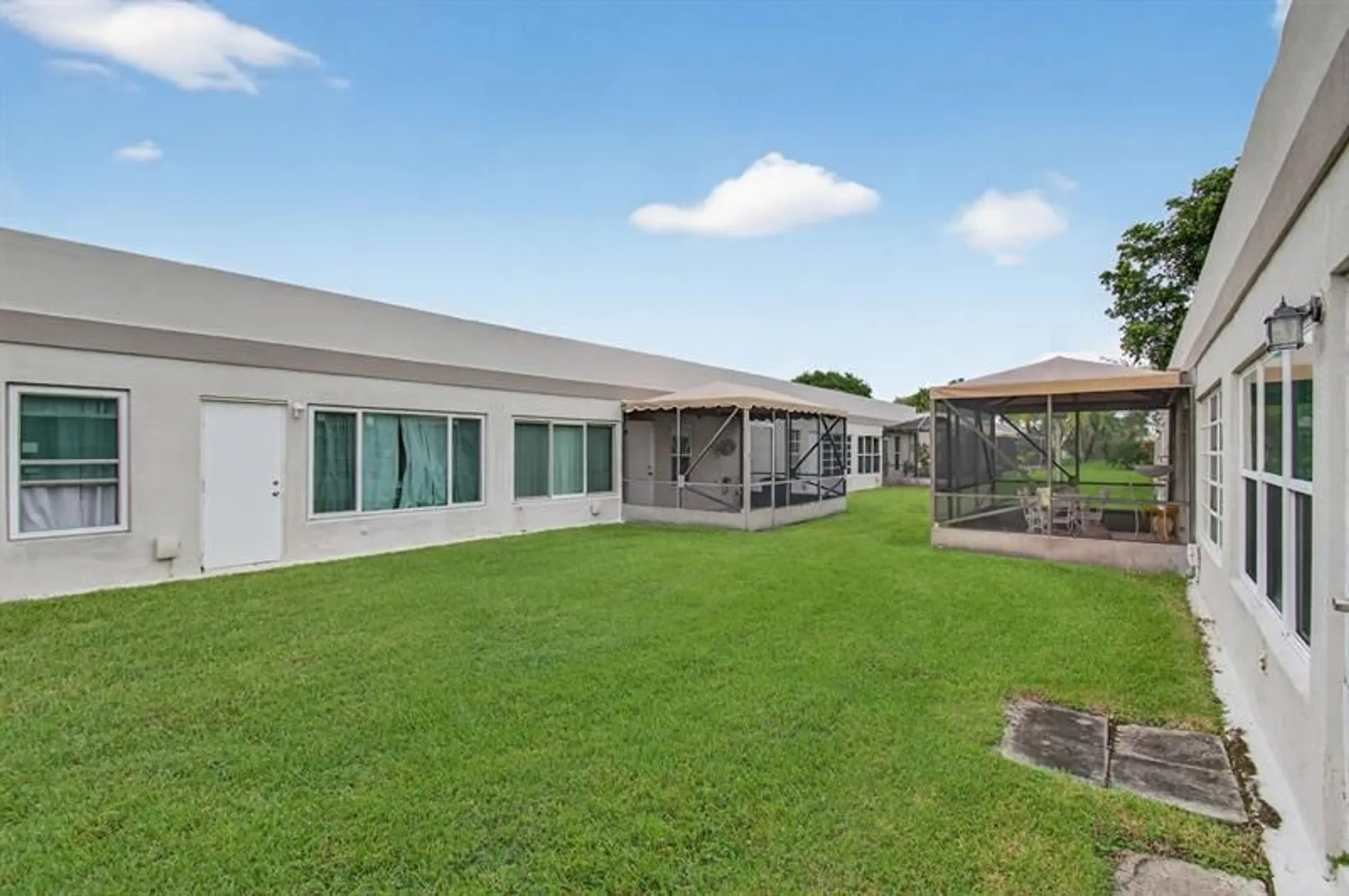 Property Slideshow image 54 of 67 | 19000 stewart cir apt 4, Boca Raton, FL, 33496