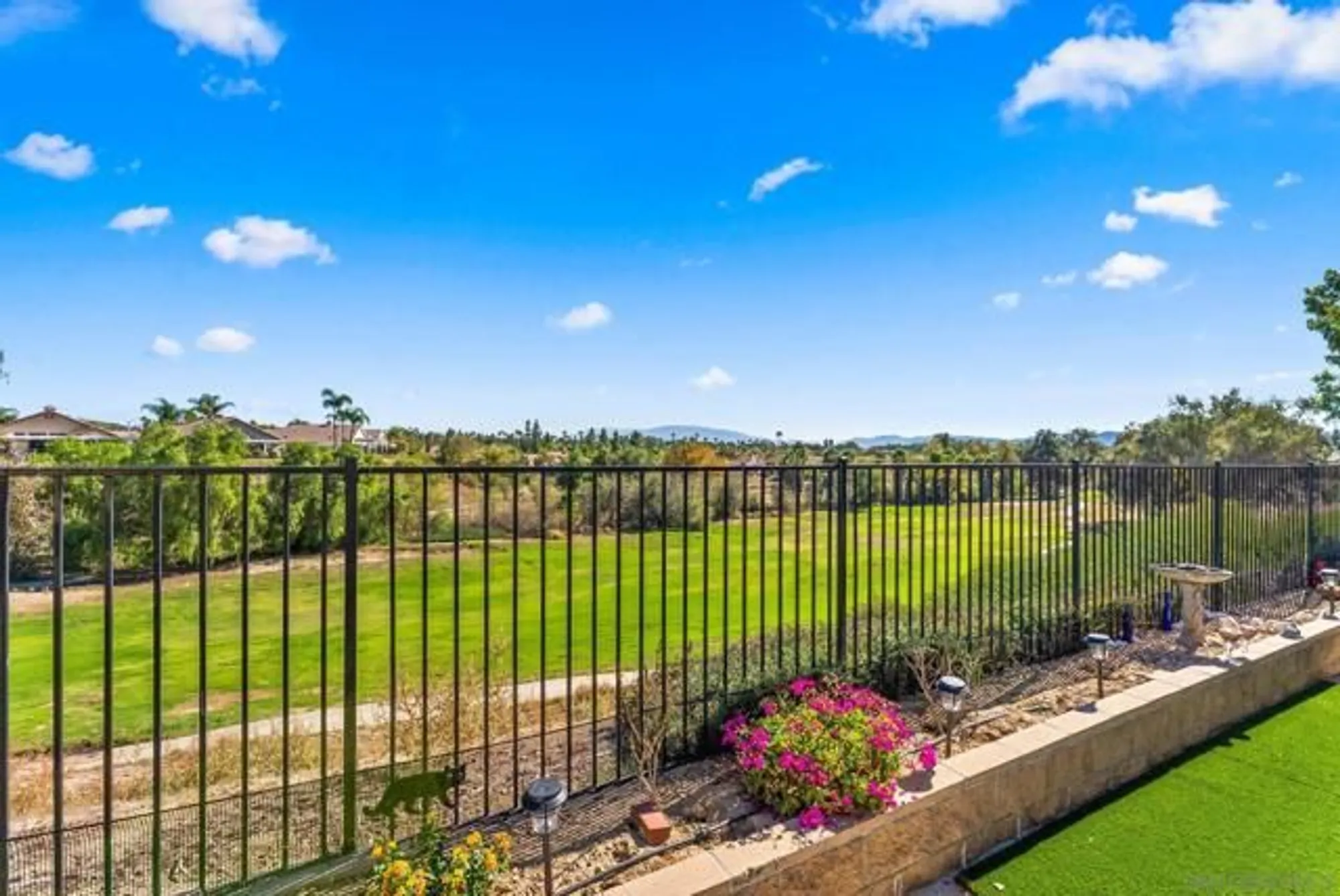 Property Slideshow image 29 of 49 | 40222 colony dr, Murrieta, CA, 92562